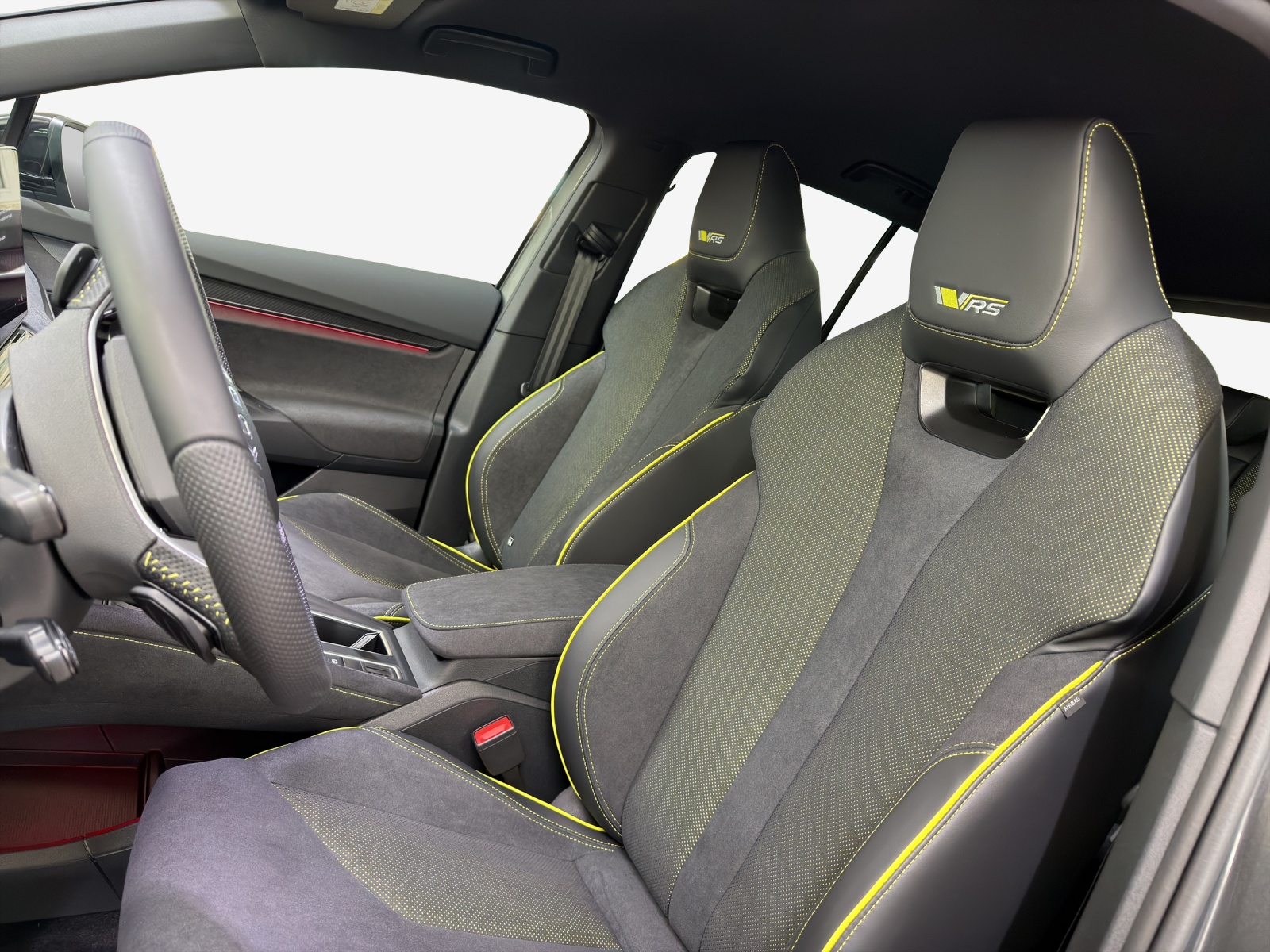 SKODA Elroq RS 4x4-image-7