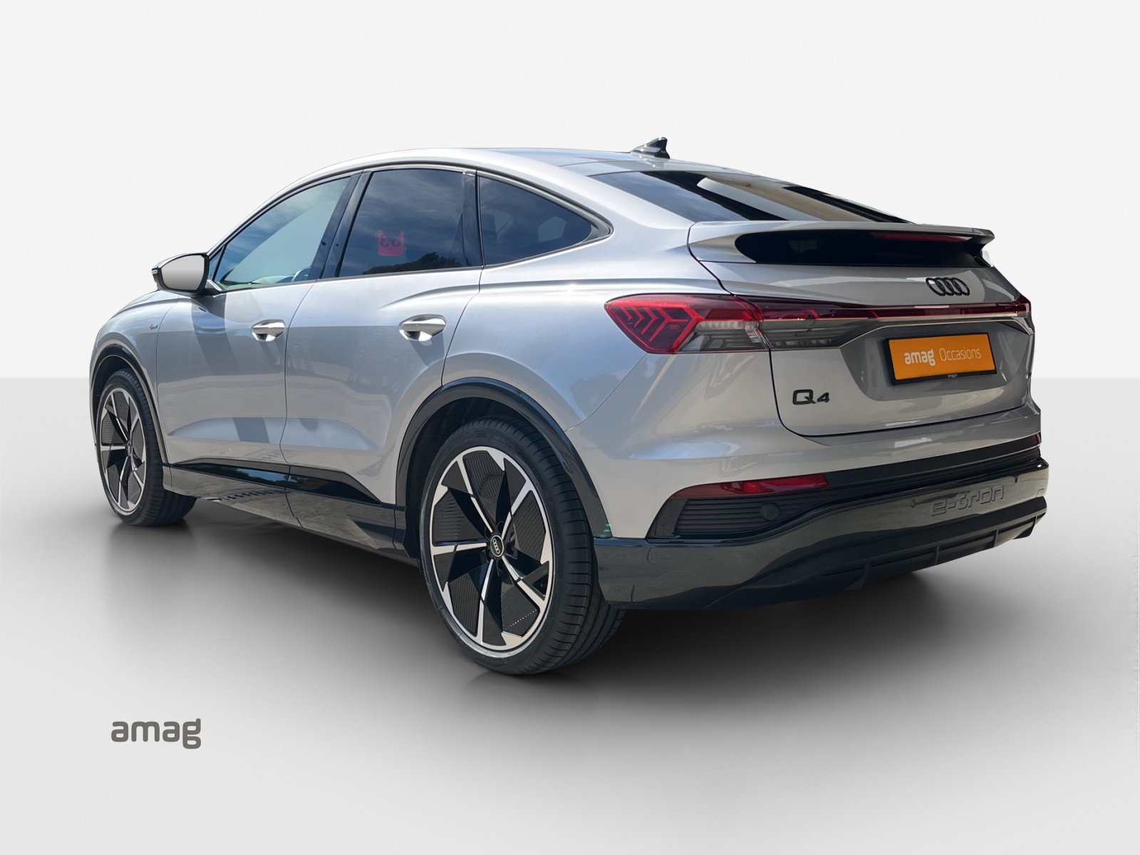 AUDI Q4 Sportback e-tron 50 quattro-image-2