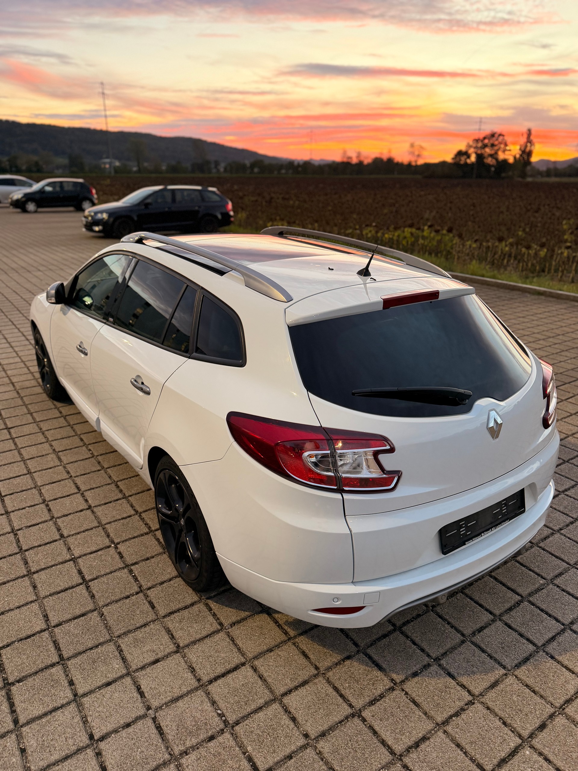 RENAULT Mégane Grandtour 2.0 16V Turbo GT-image-13