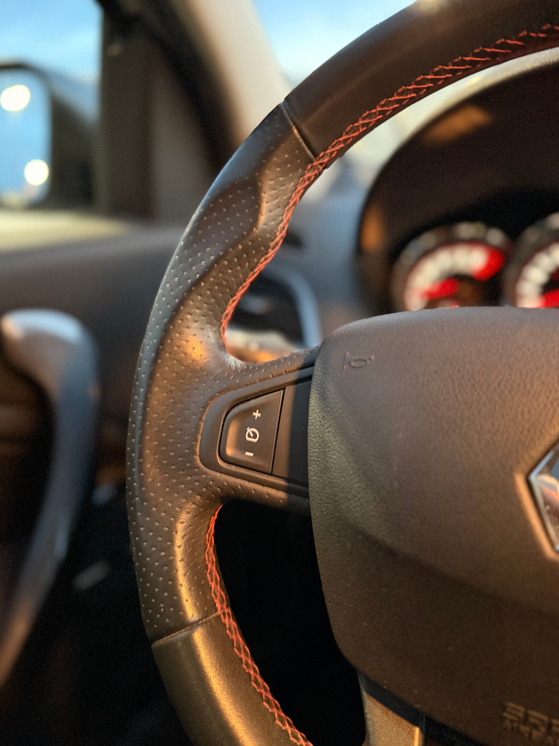 RENAULT Mégane Grandtour 2.0 16V Turbo GT-image-23