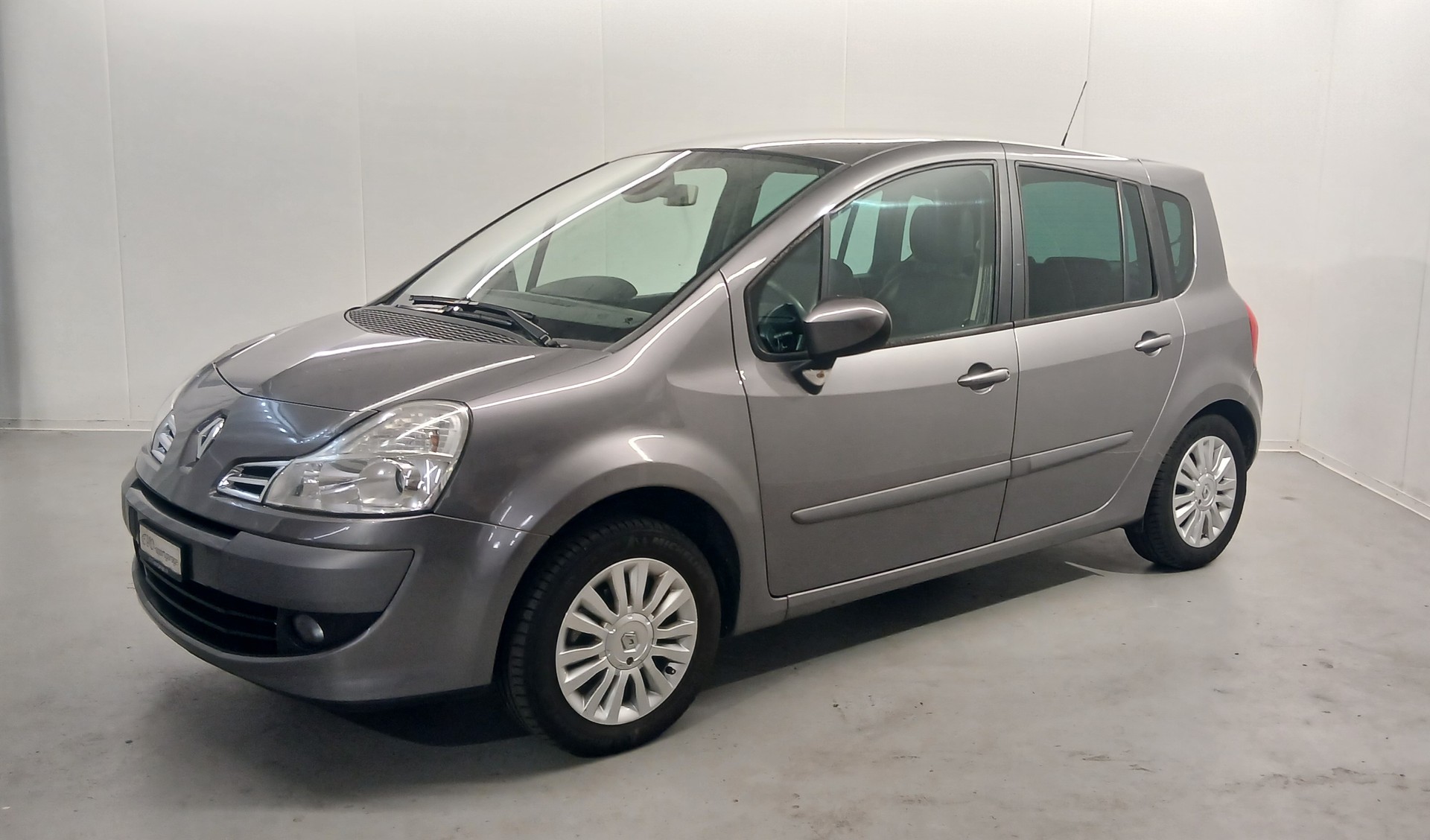 RENAULT Modus 1.2 16V T Expression-image-1