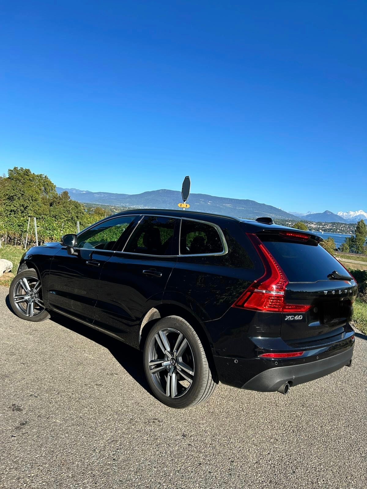VOLVO 2.0 T5 Inscription AWD-image-2