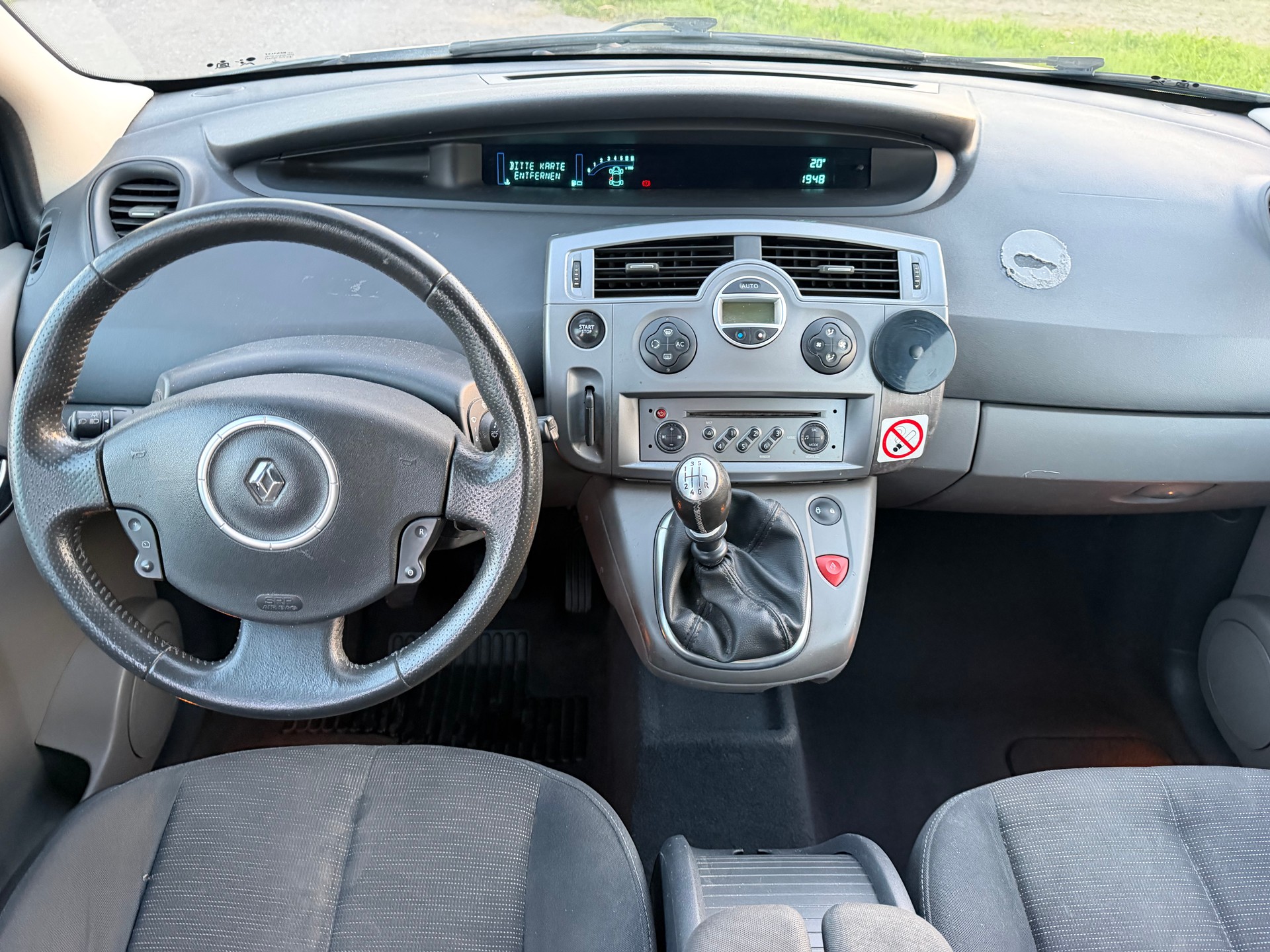 RENAULT Grand Scénic 2.0 16V Turbo Dynamique-image-12