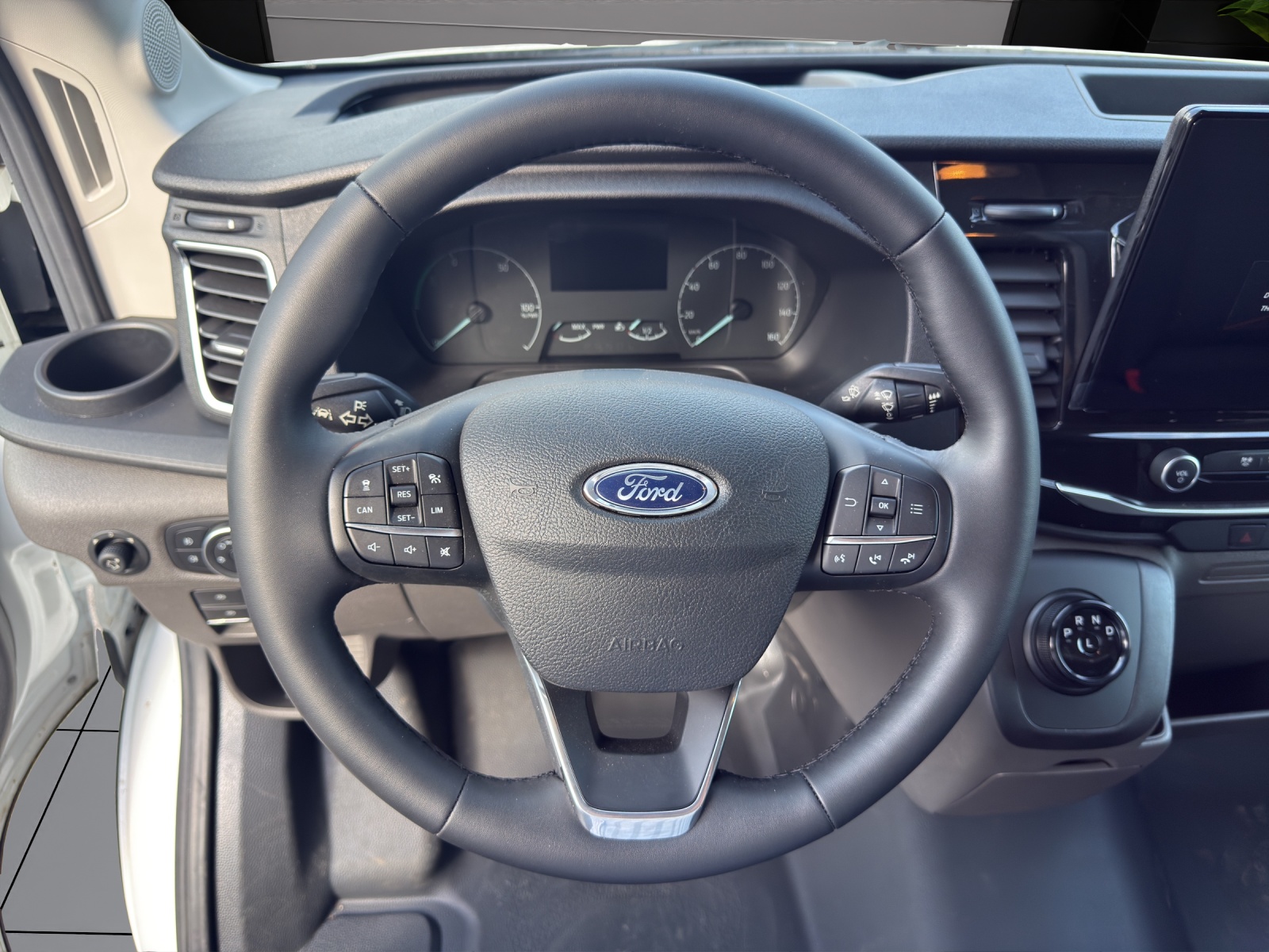 Image FORD TRANSIT E-Transit 350 L3 Trend RWD 68kWh
