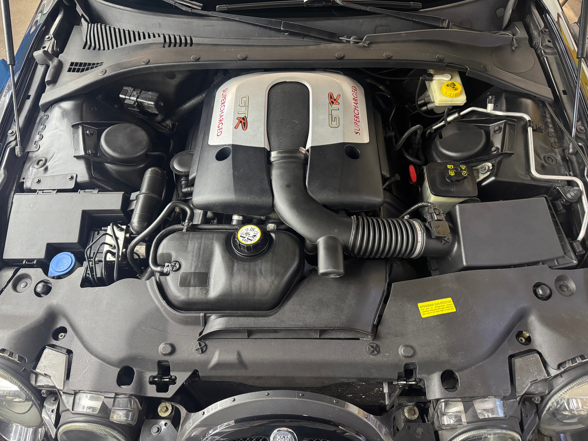 JAGUAR 4.2 V8 R mit Ritter Tuning-image-4