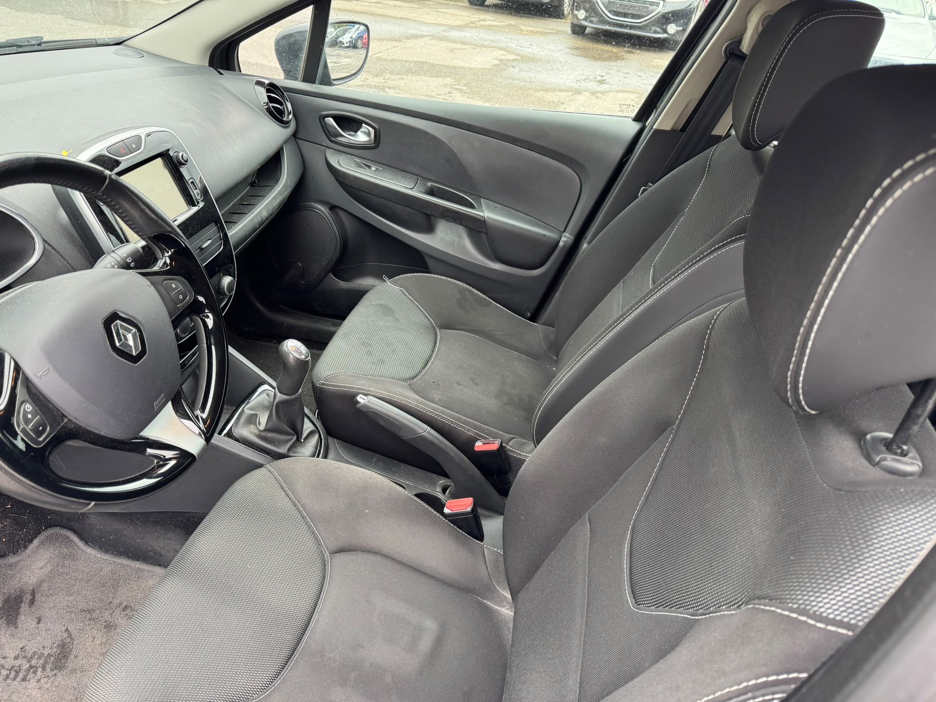 RENAULT Clio 0.9 12V Expression-image-11