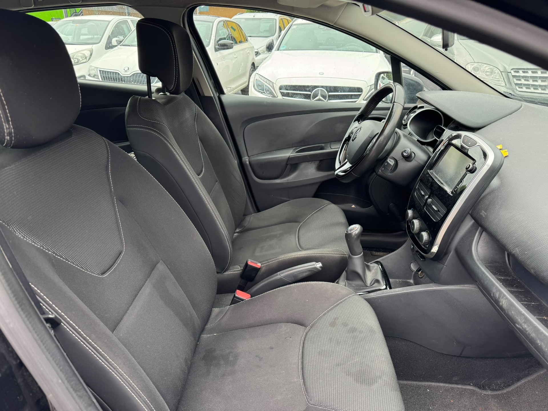 RENAULT Clio 0.9 12V Expression-image-8