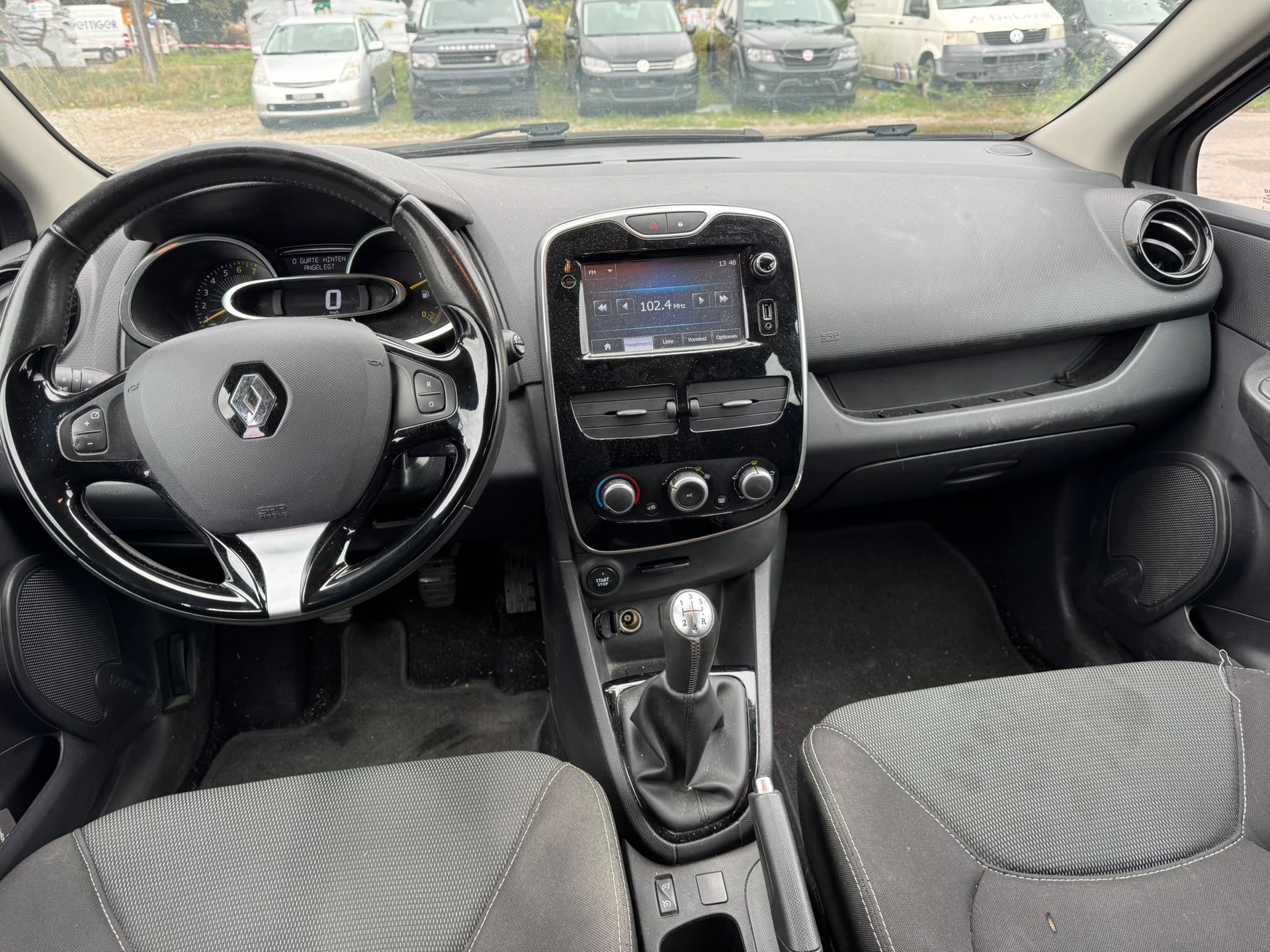 RENAULT Clio 0.9 12V Expression-image-10