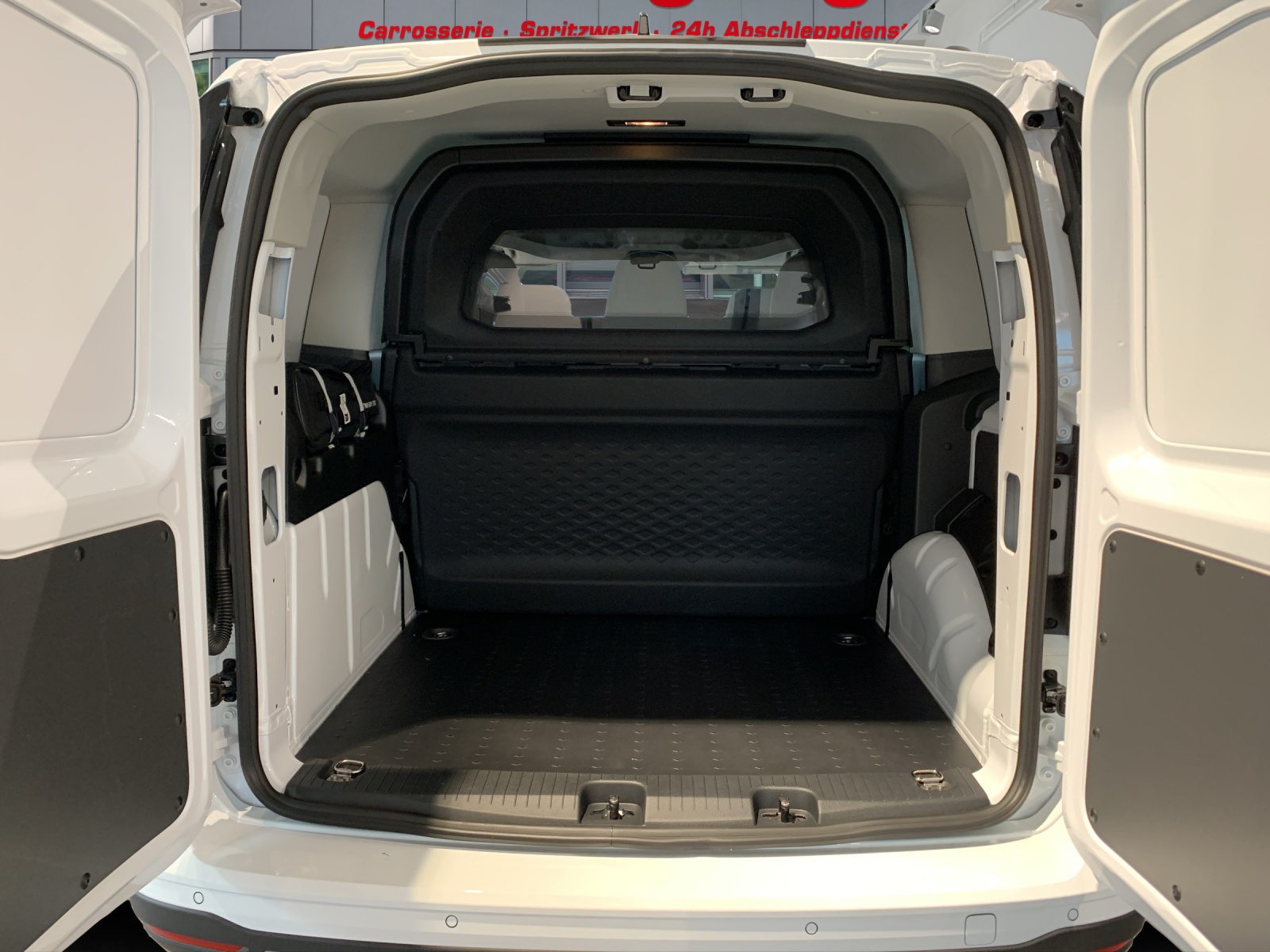 FORD Transit Connect FlexCab 2.0 EcoBlue 122 Active-image-11