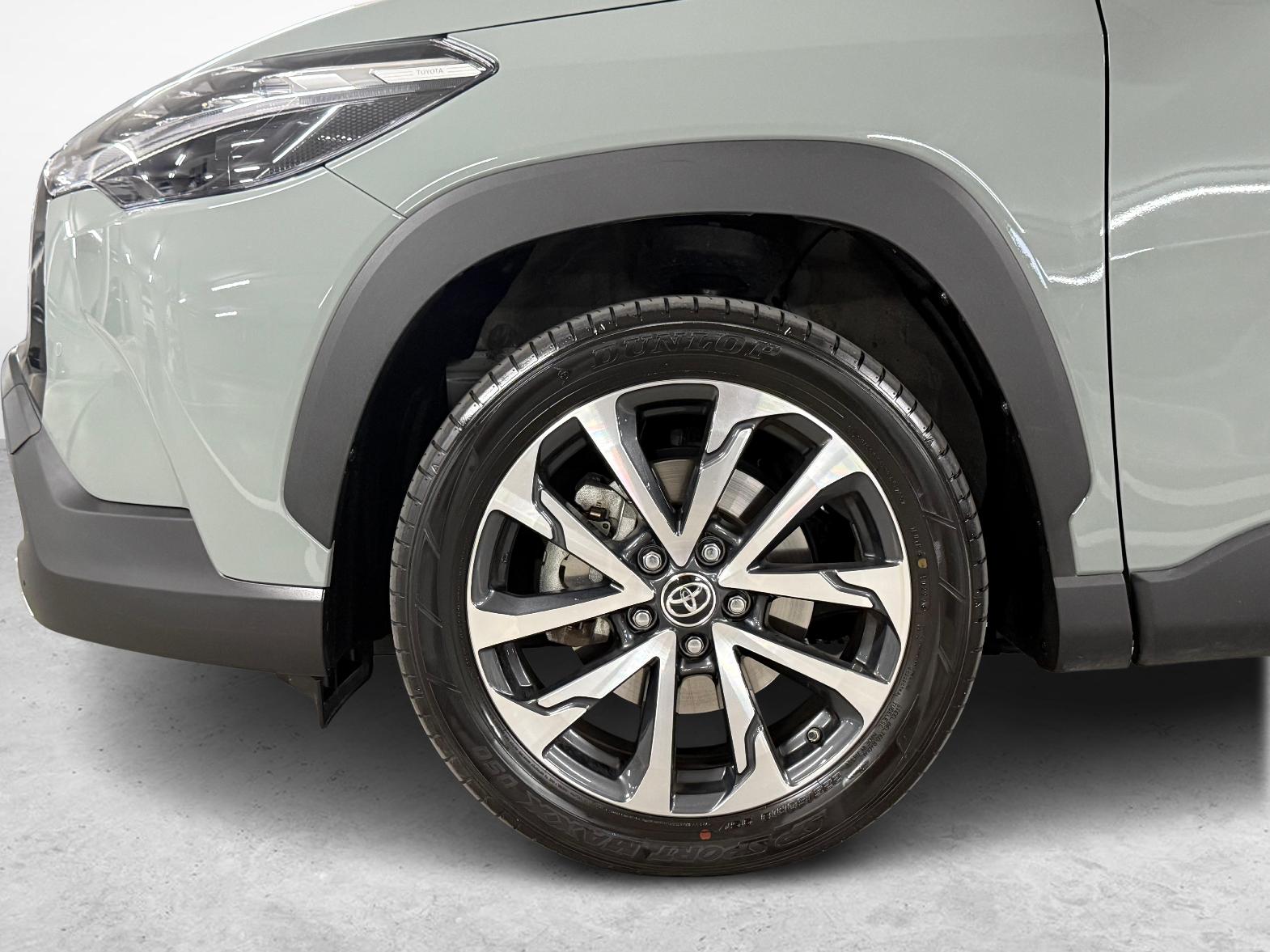 TOYOTA Corolla Cross 2.0 HSD Trend AWD-i-image-8