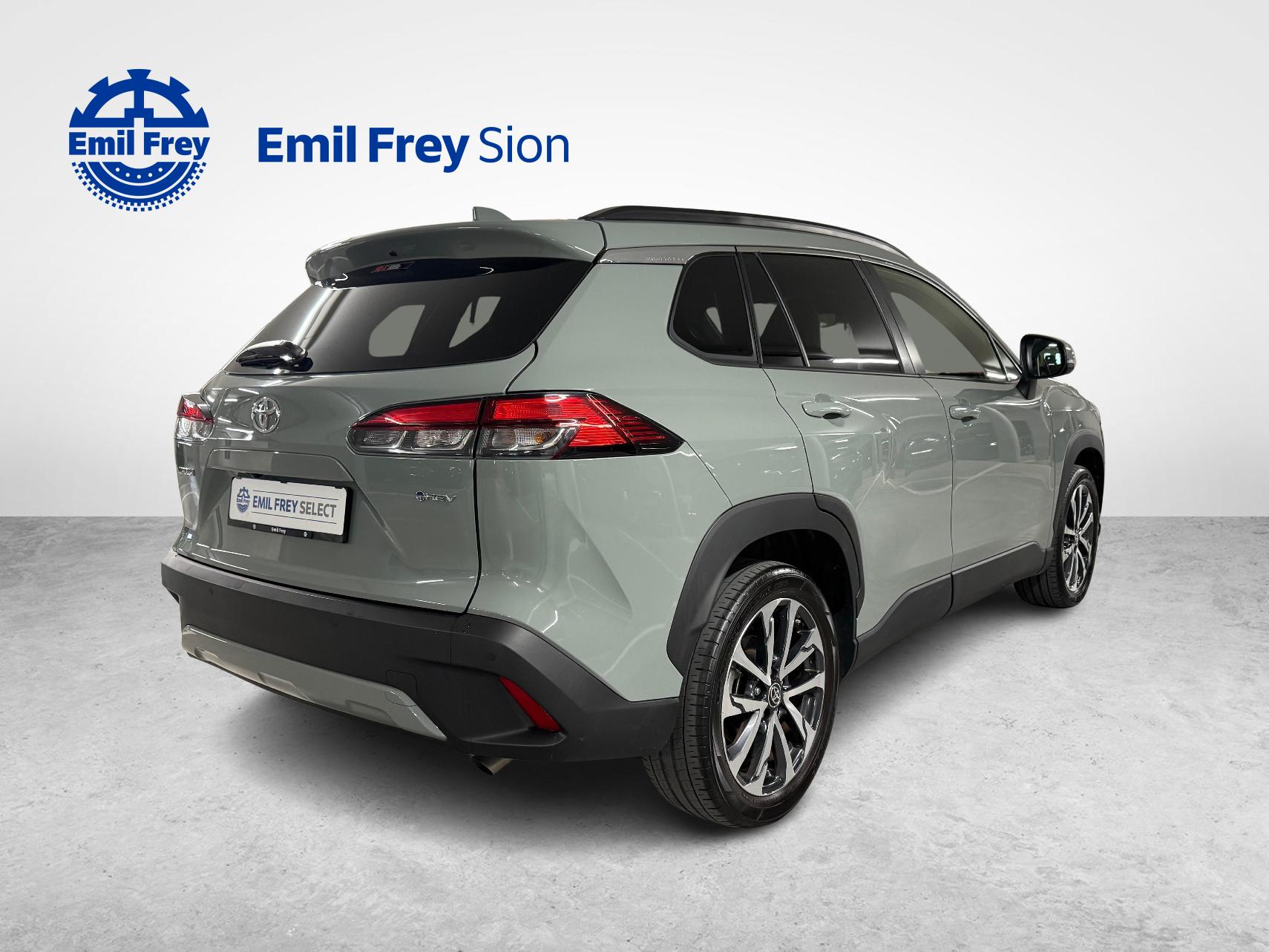 TOYOTA Corolla Cross 2.0 HSD Trend AWD-i-image-2