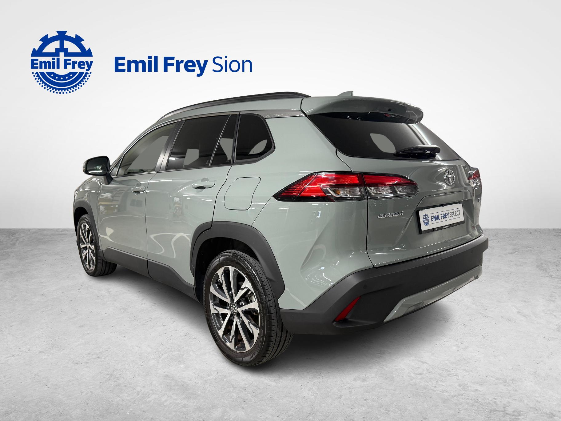 TOYOTA Corolla Cross 2.0 HSD Trend AWD-i-image-3