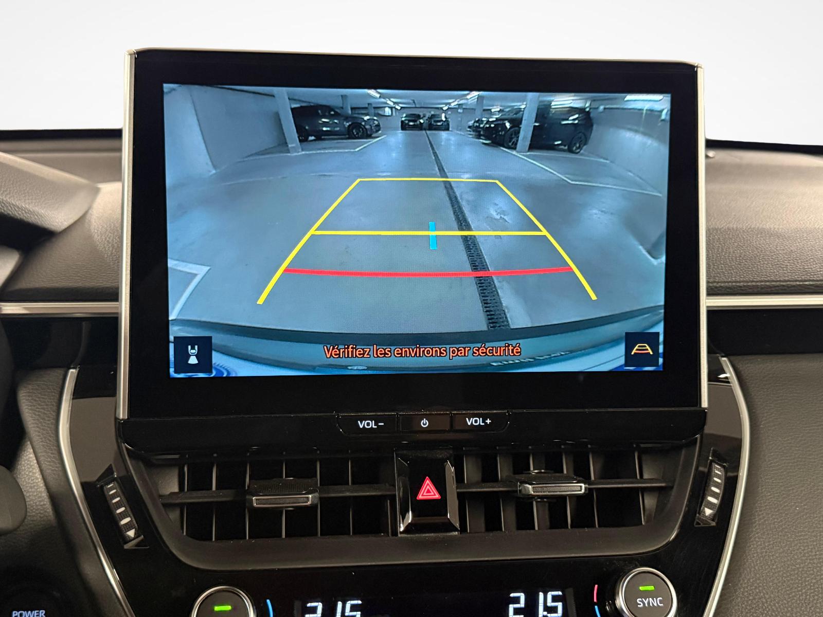 TOYOTA Corolla Cross 2.0 HSD Trend AWD-i-image-16