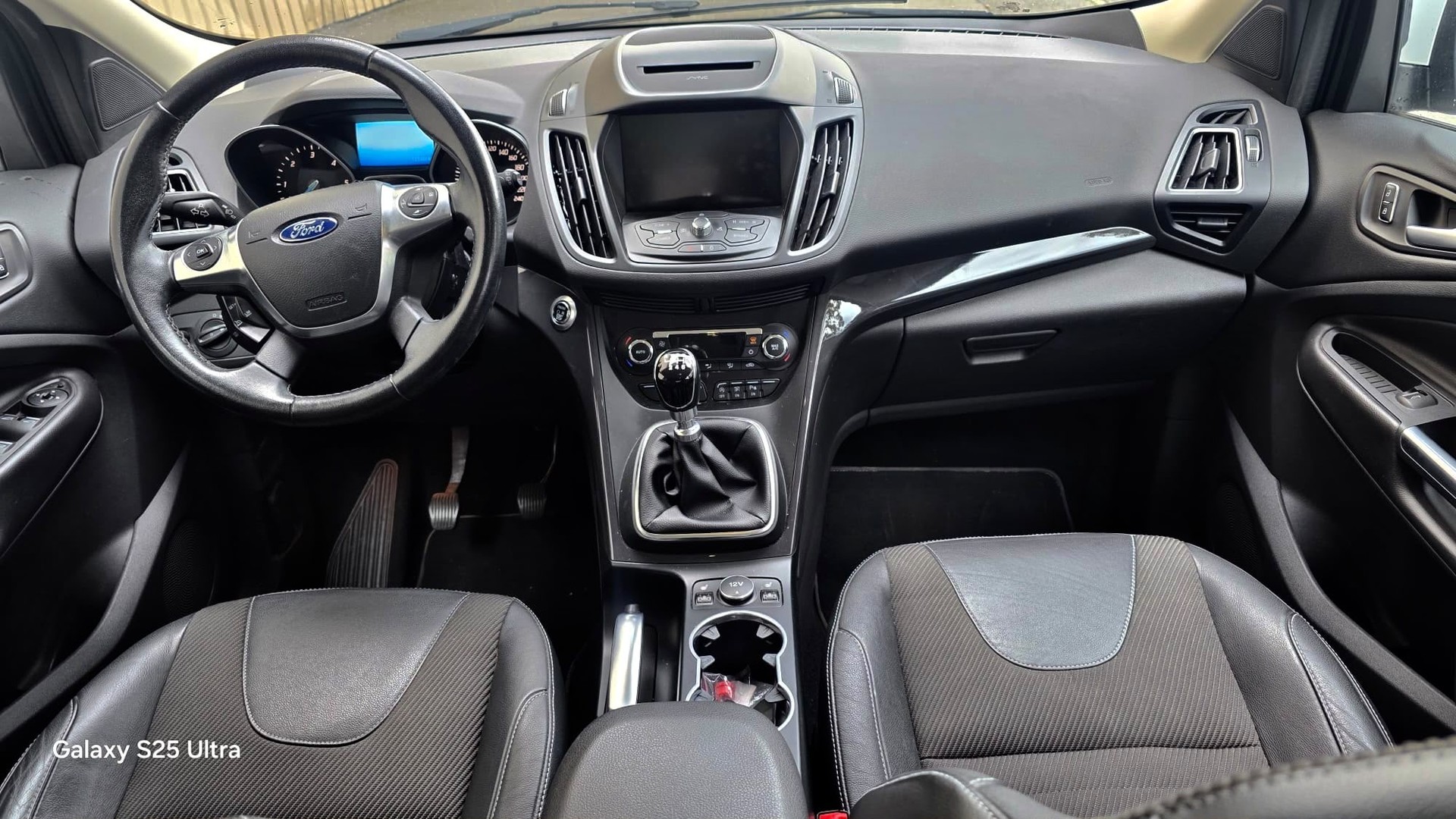 FORD Kuga 2.0 TDCi Titanium S 4WD-image-14