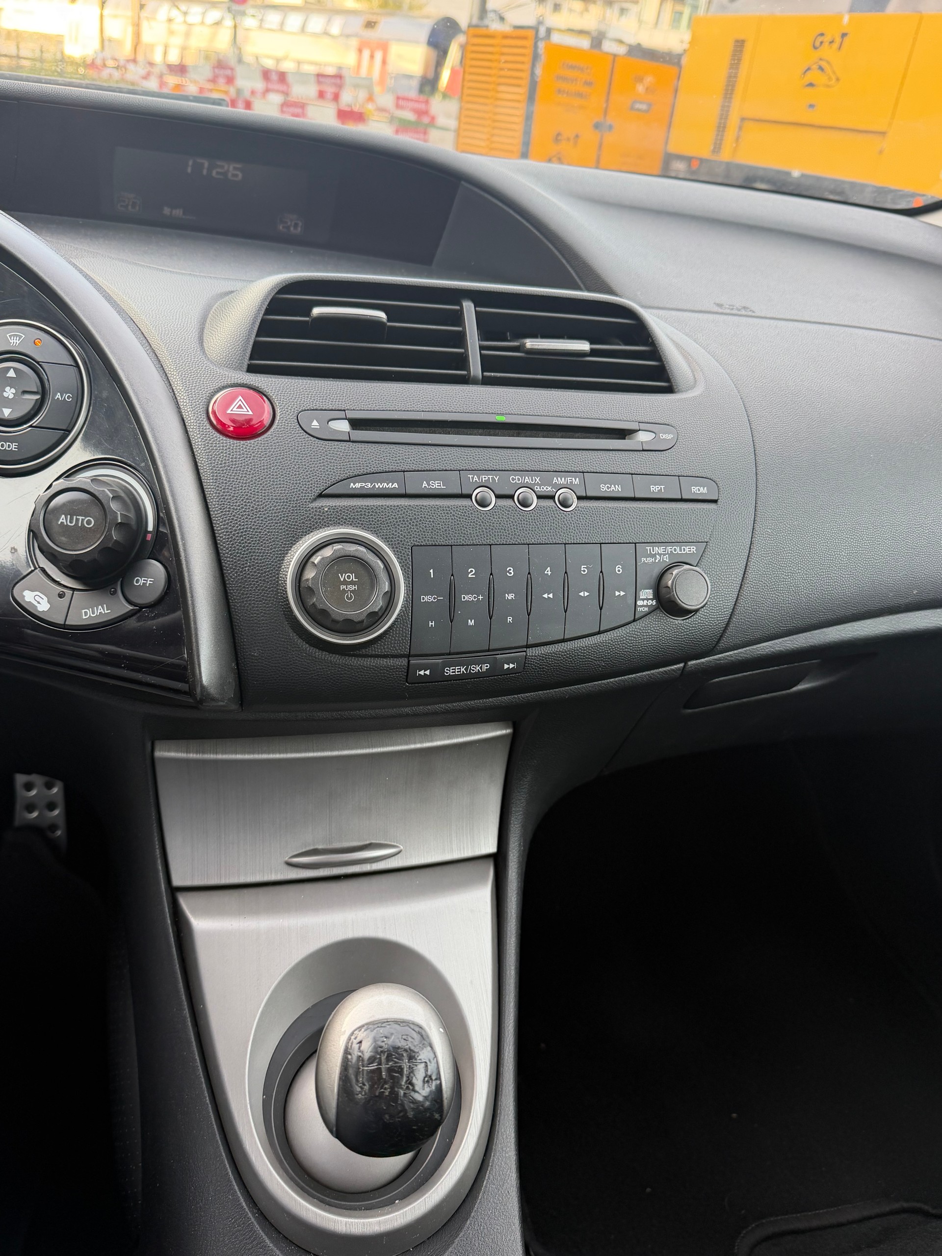 HONDA Civic 2.2 i-CTDi Type-S-image-10