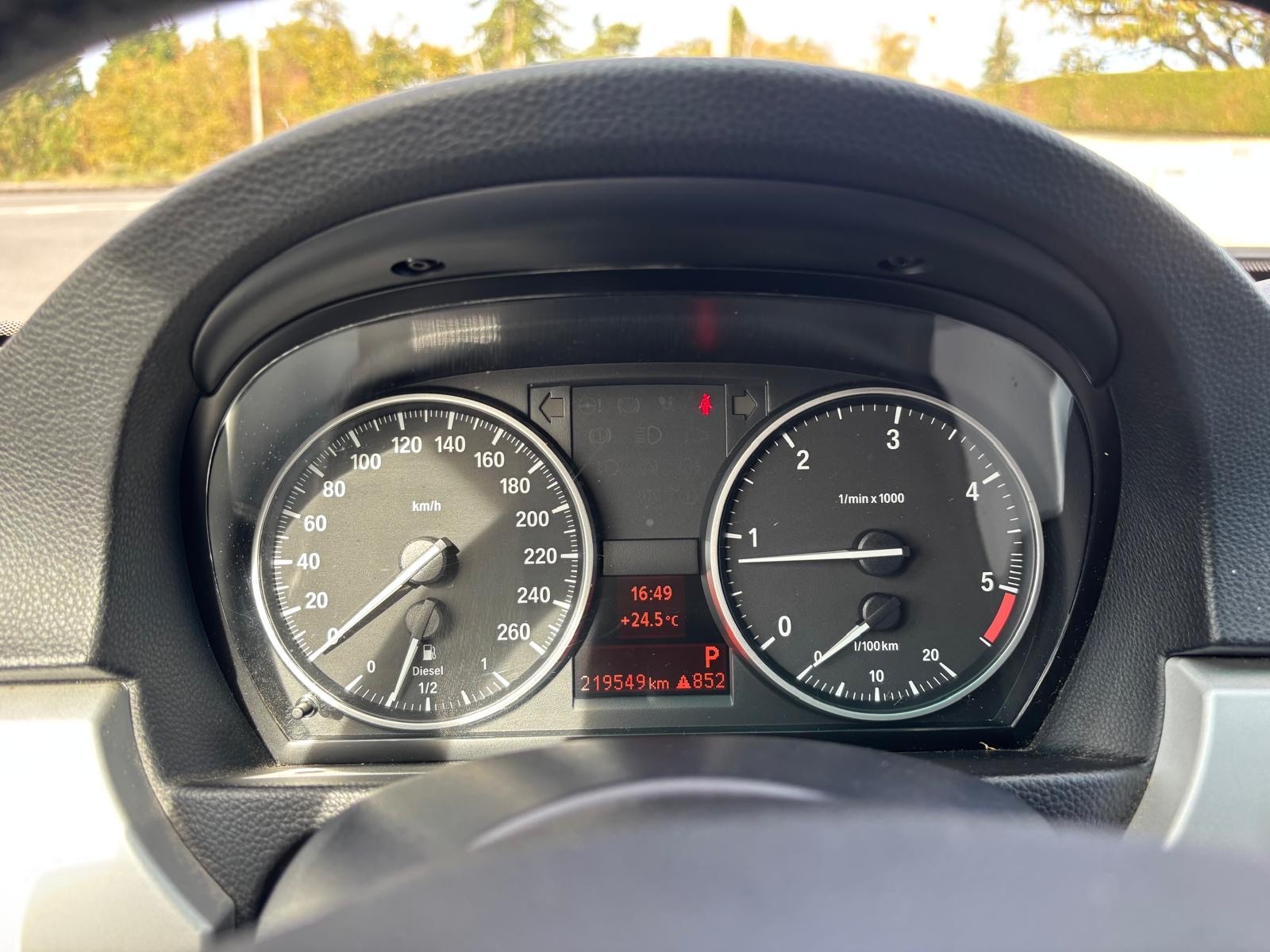 BMW 320d xDrive Touring Steptronic-image-6