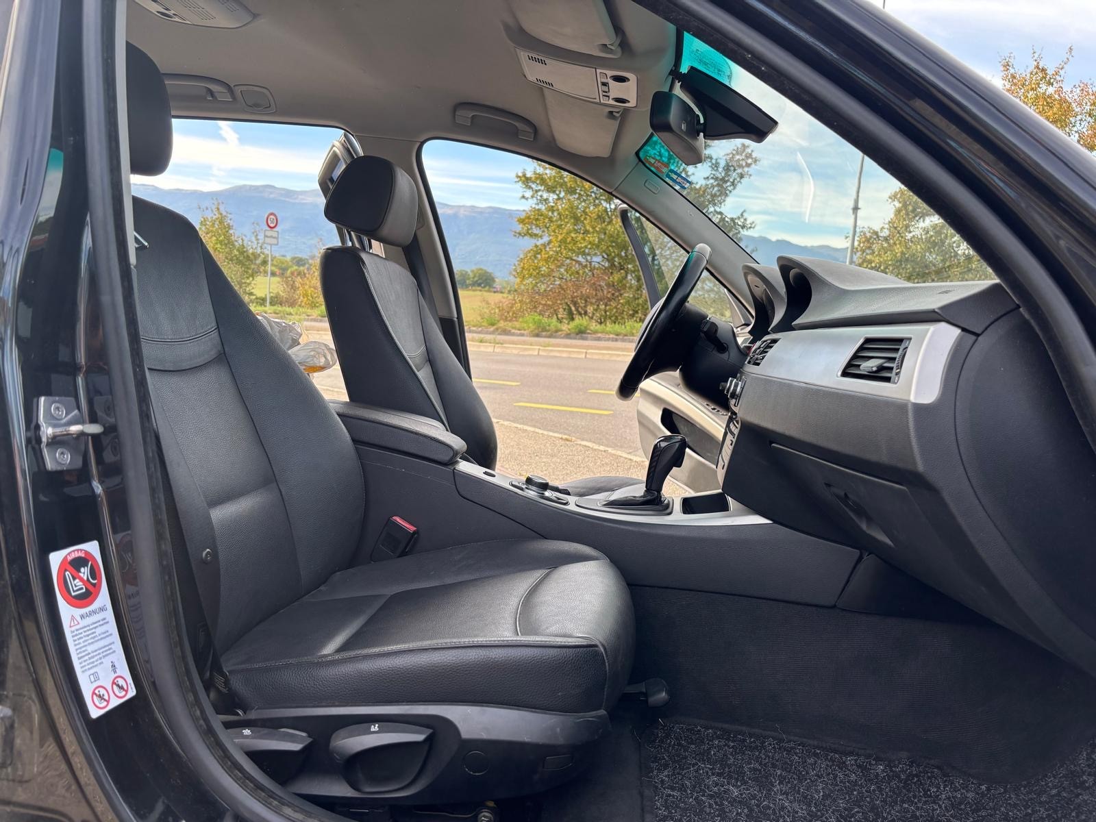 BMW 320d xDrive Touring Steptronic-image-5