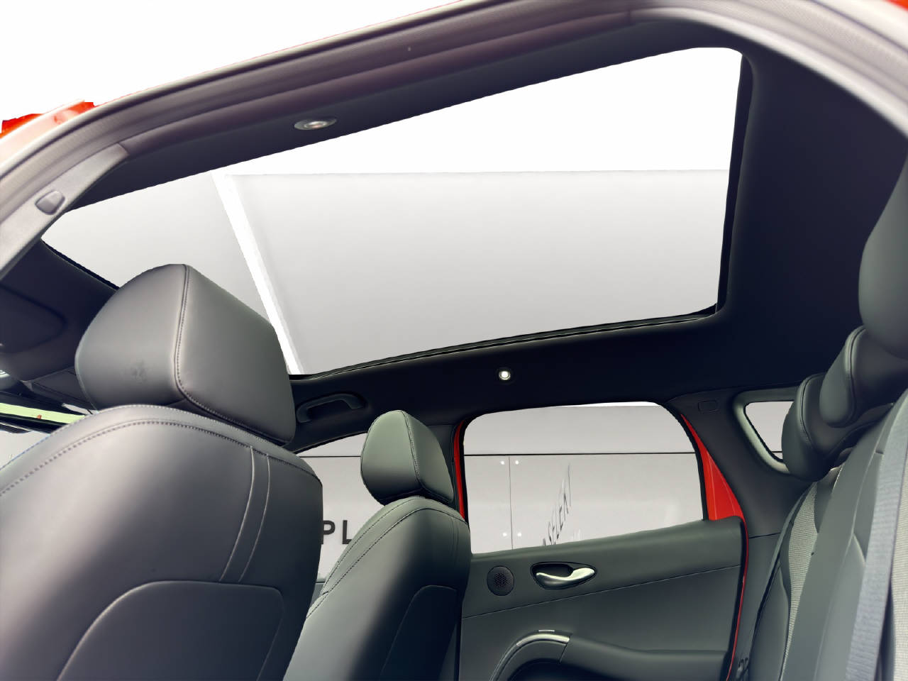 BYD Dolphin G DM-i Comfort Demo-image-8