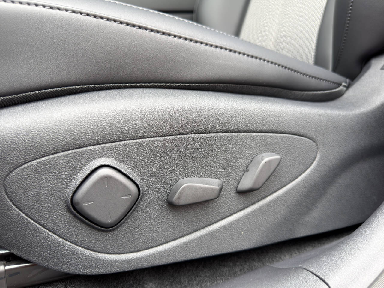 BYD Dolphin G DM-i Comfort Demo-image-14