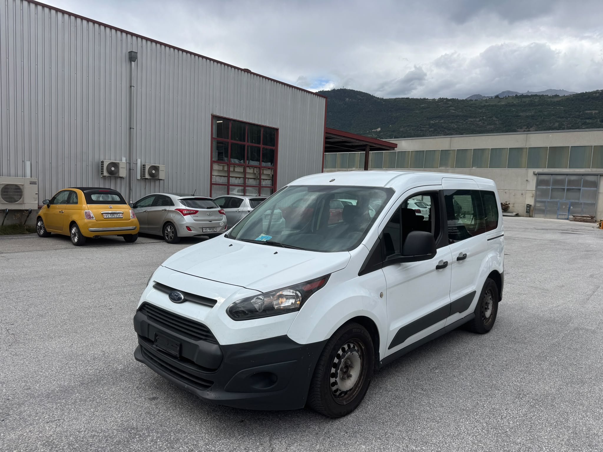 Car photo