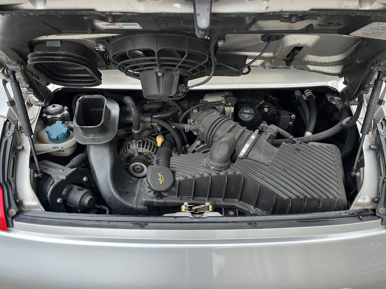 PORSCHE 911 Carrera 4S *Service frisch im September 2026*sehr gepflegt*-image-13