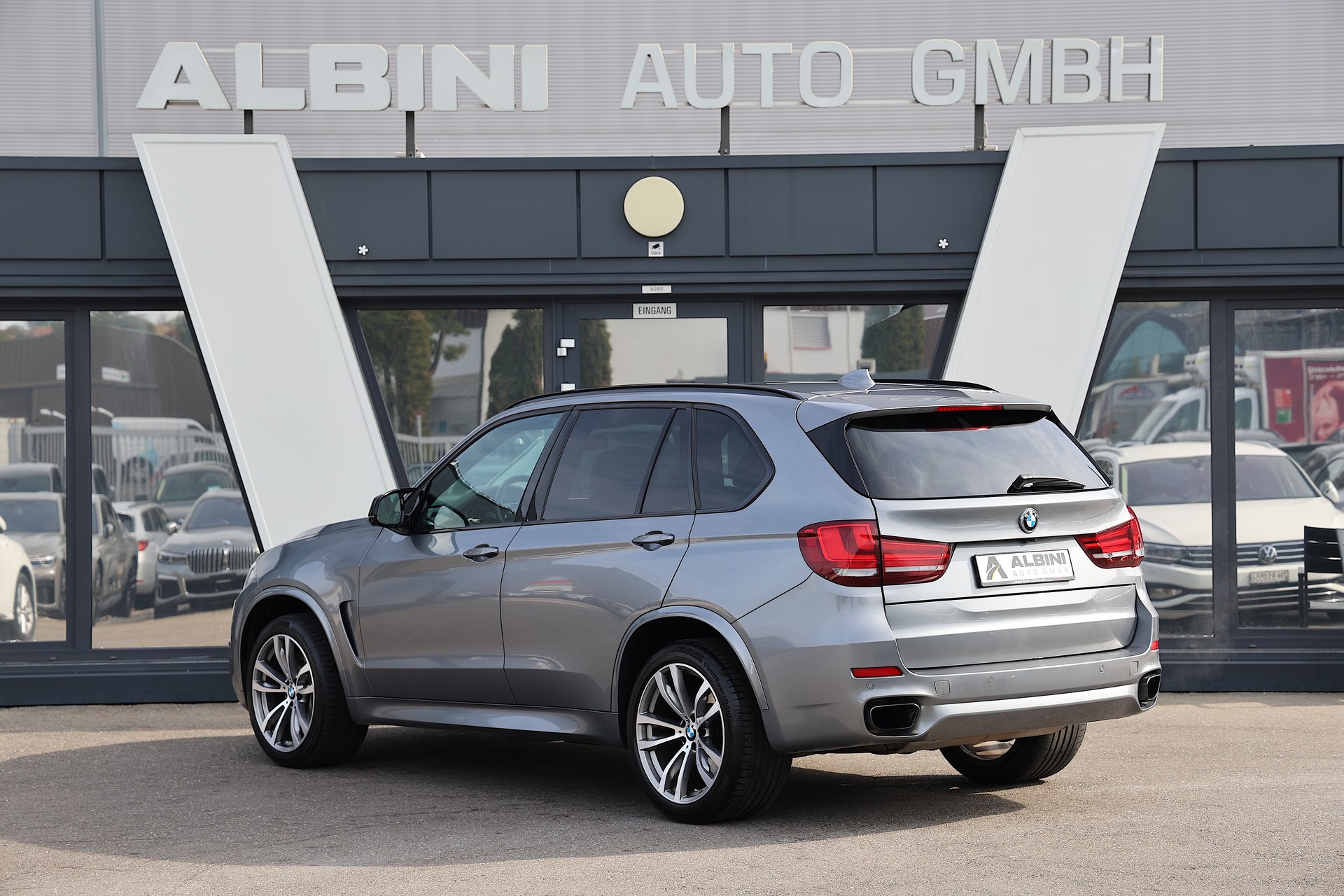 BMW X5 50i xDrive SAG M-Sport-image-3