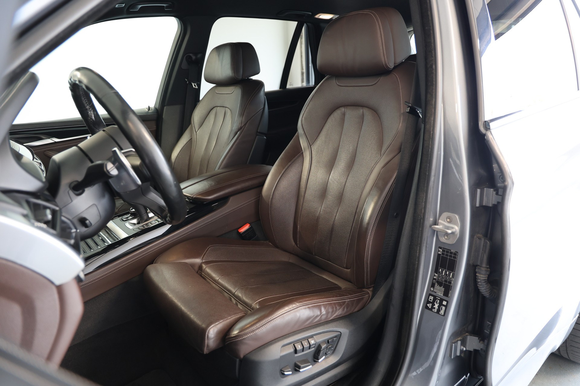BMW X5 50i xDrive SAG M-Sport-image-15