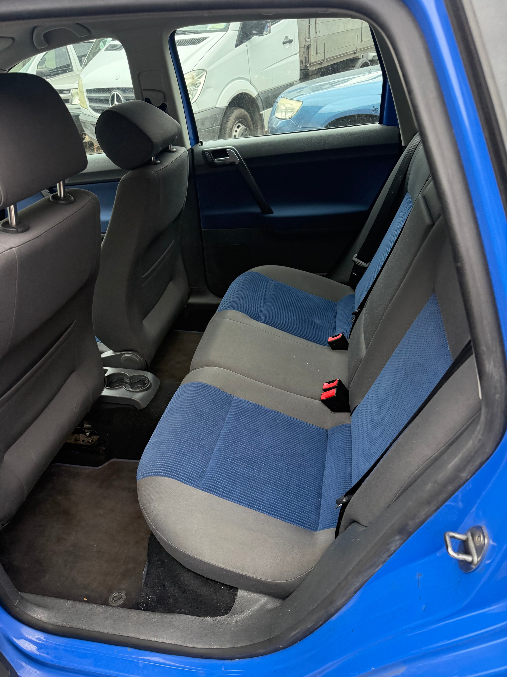 VW Polo 1.4 16V Trendline-image-6