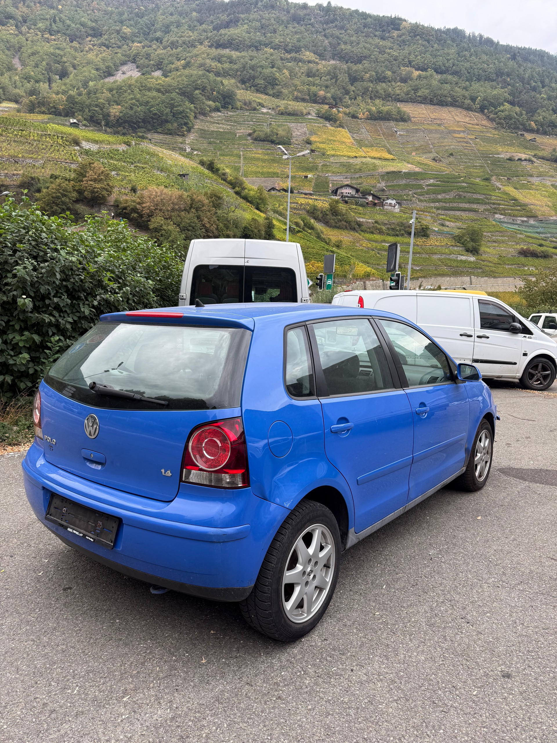VW Polo 1.4 16V Trendline-image-4