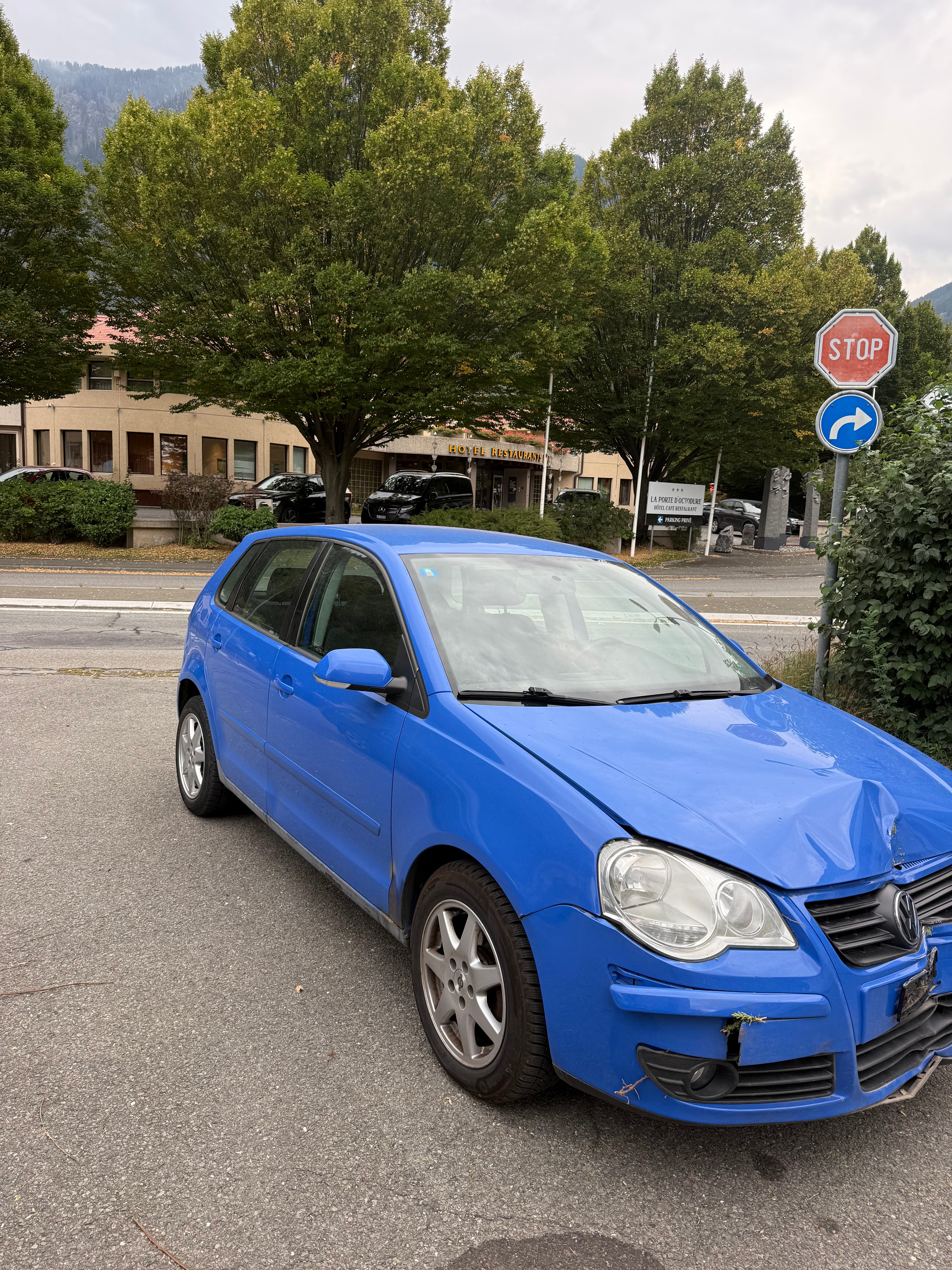 Car photo