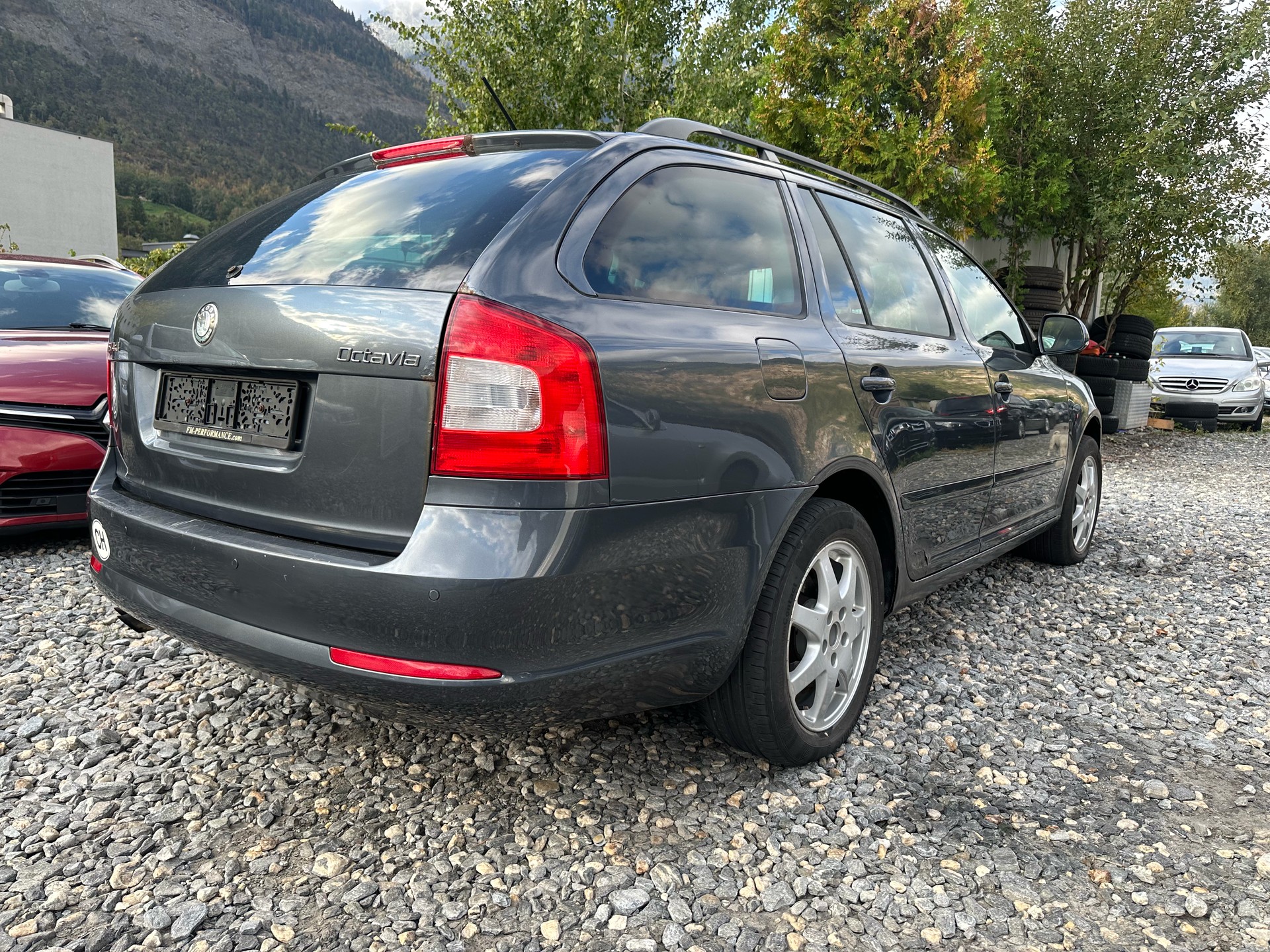SKODA Octavia Combi 1.8 TSI AllDrive 4x4-image-12