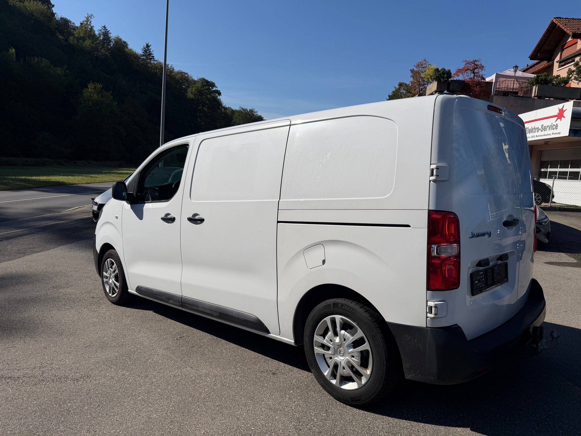 CITROEN Jumpy 2.0 BlueHDi 140 M Club EAT8-image-4