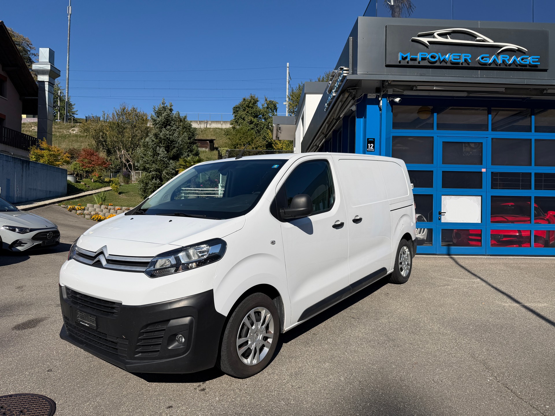 CITROEN Jumpy 2.0 BlueHDi 140 M Club EAT8-image-0