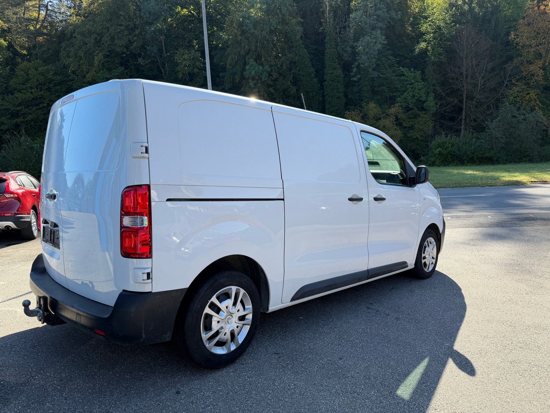 CITROEN Jumpy 2.0 BlueHDi 140 M Club EAT8-image-3