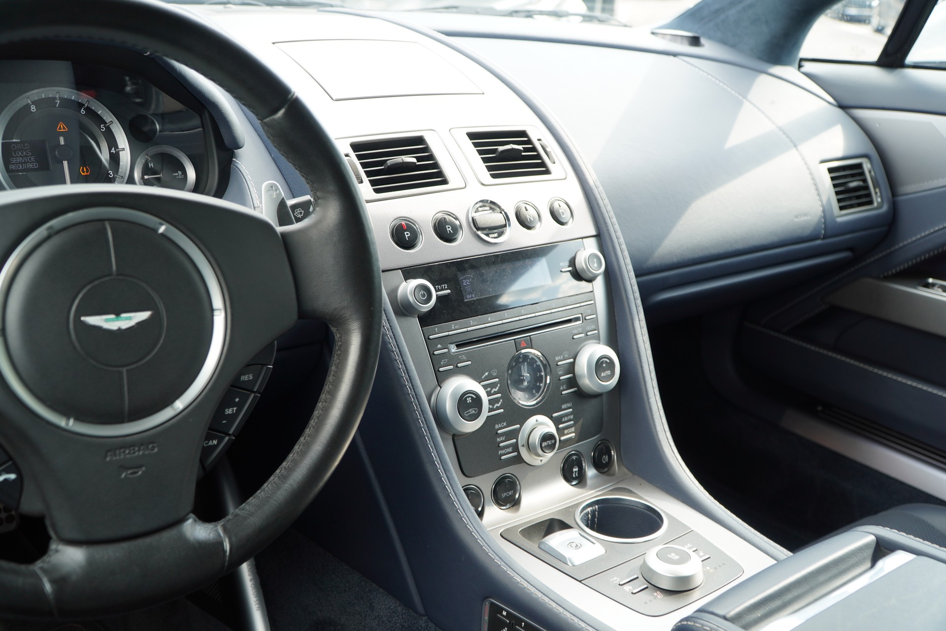 ASTON MARTIN Rapide 5.9 V12 Touchtronic 2-image-28