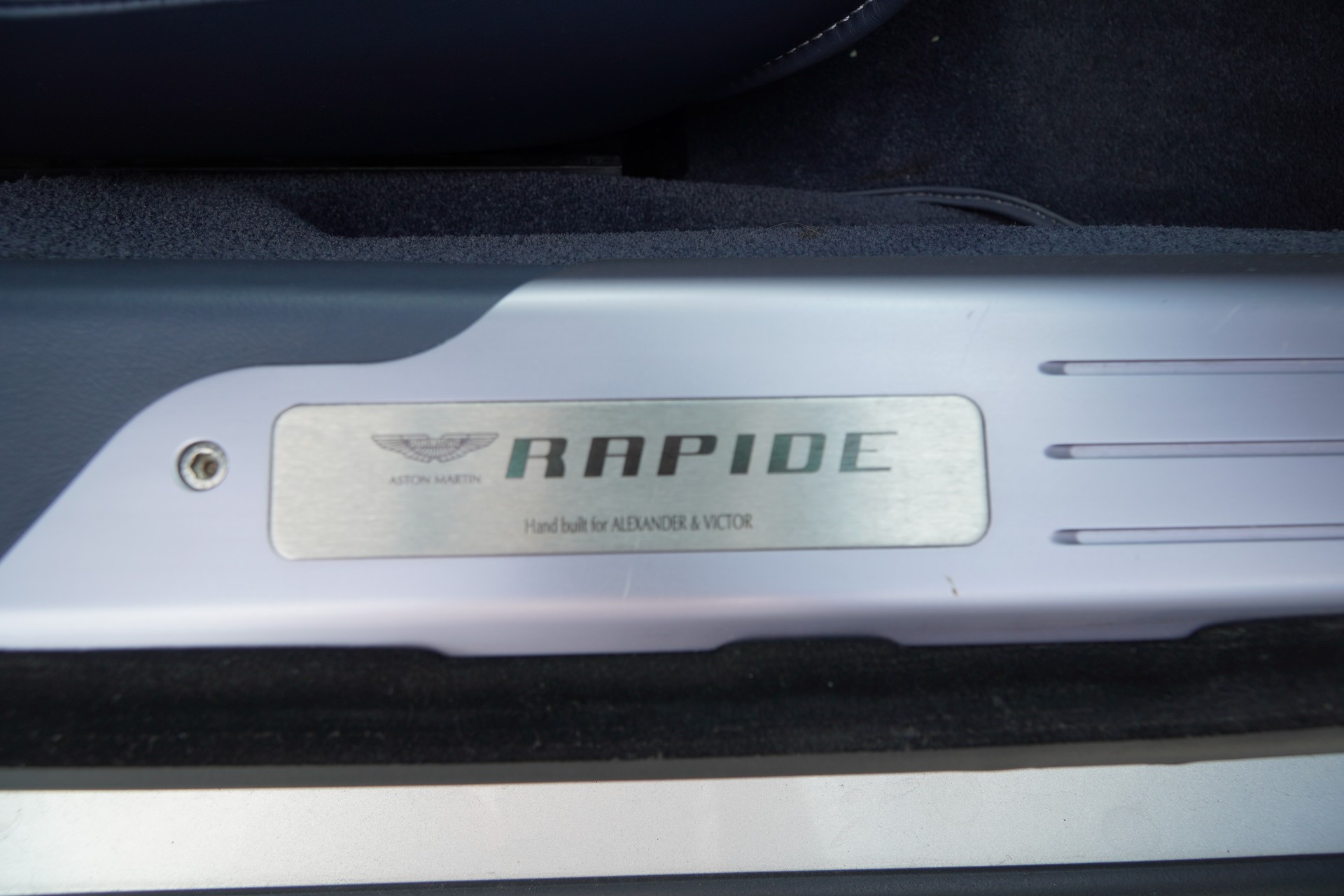 ASTON MARTIN Rapide 5.9 V12 Touchtronic 2-image-15