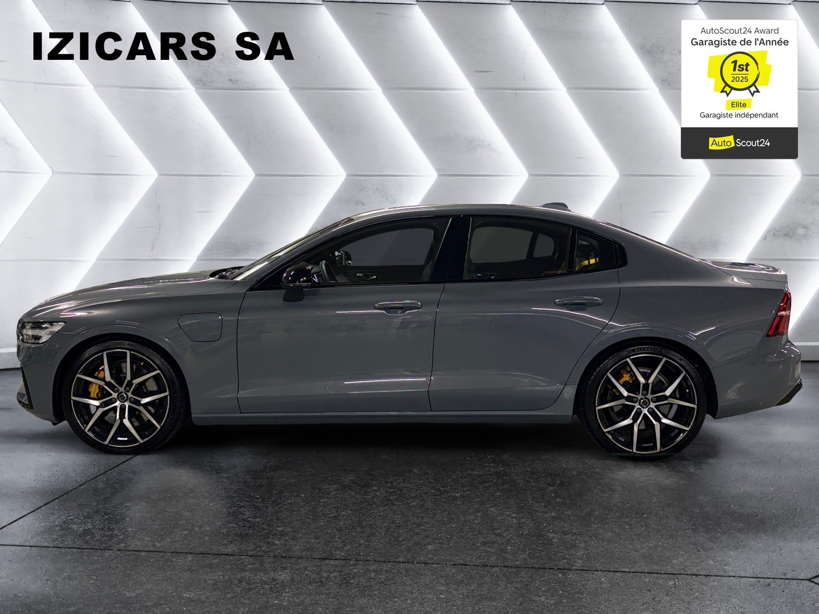 VOLVO S60 T8 e AWD Plug in Hybrd Polestar Geartronic-image-4