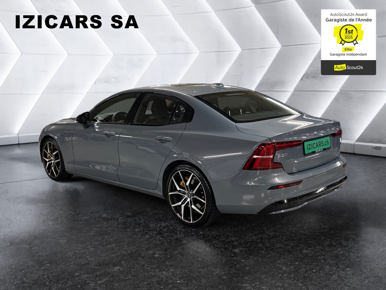 VOLVO S60 T8 e AWD Plug in Hybrd Polestar Geartronic-image-5
