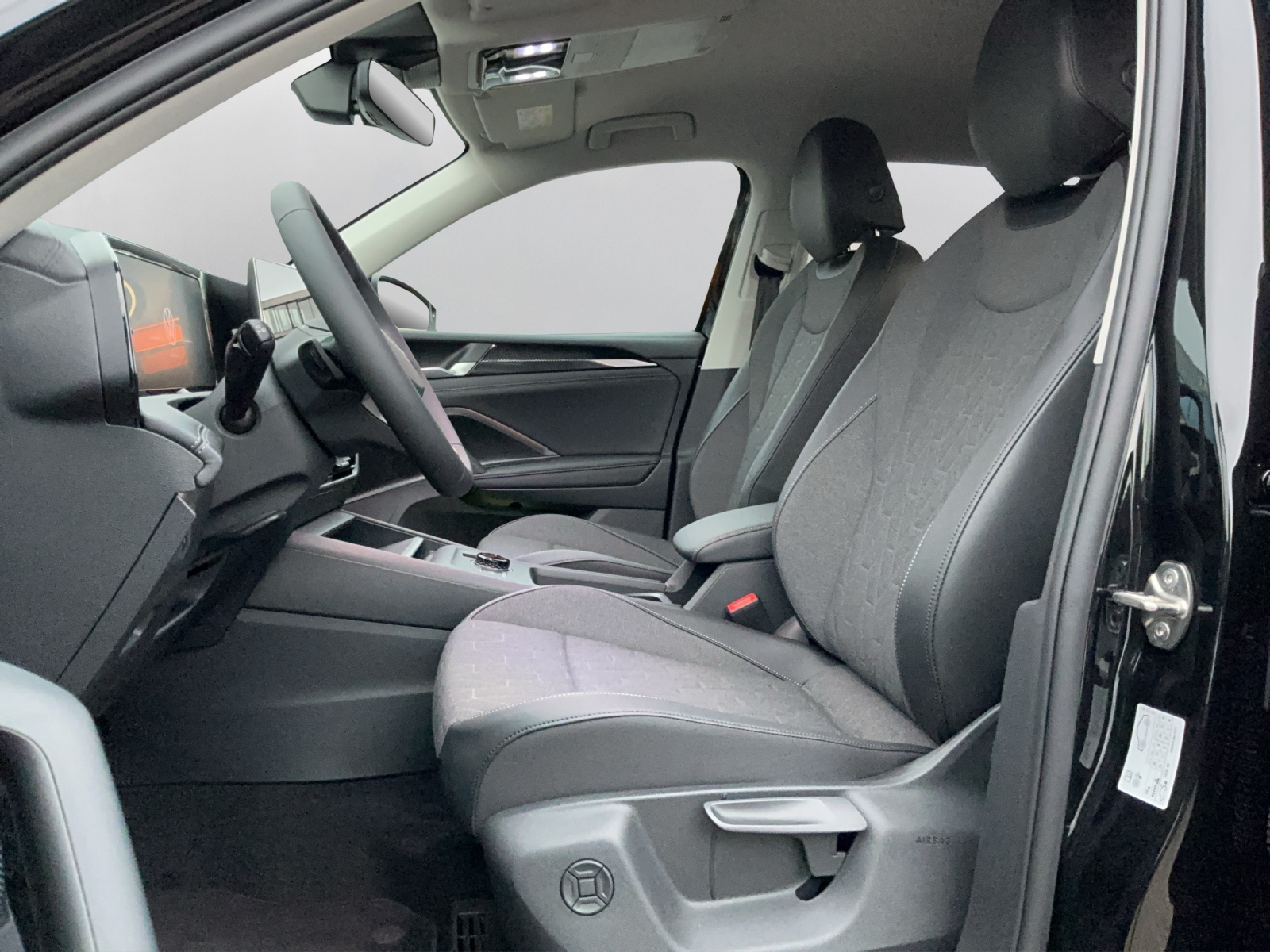 VW Tiguan 1.5 TSI evo2 mHEV United DSG-image-9