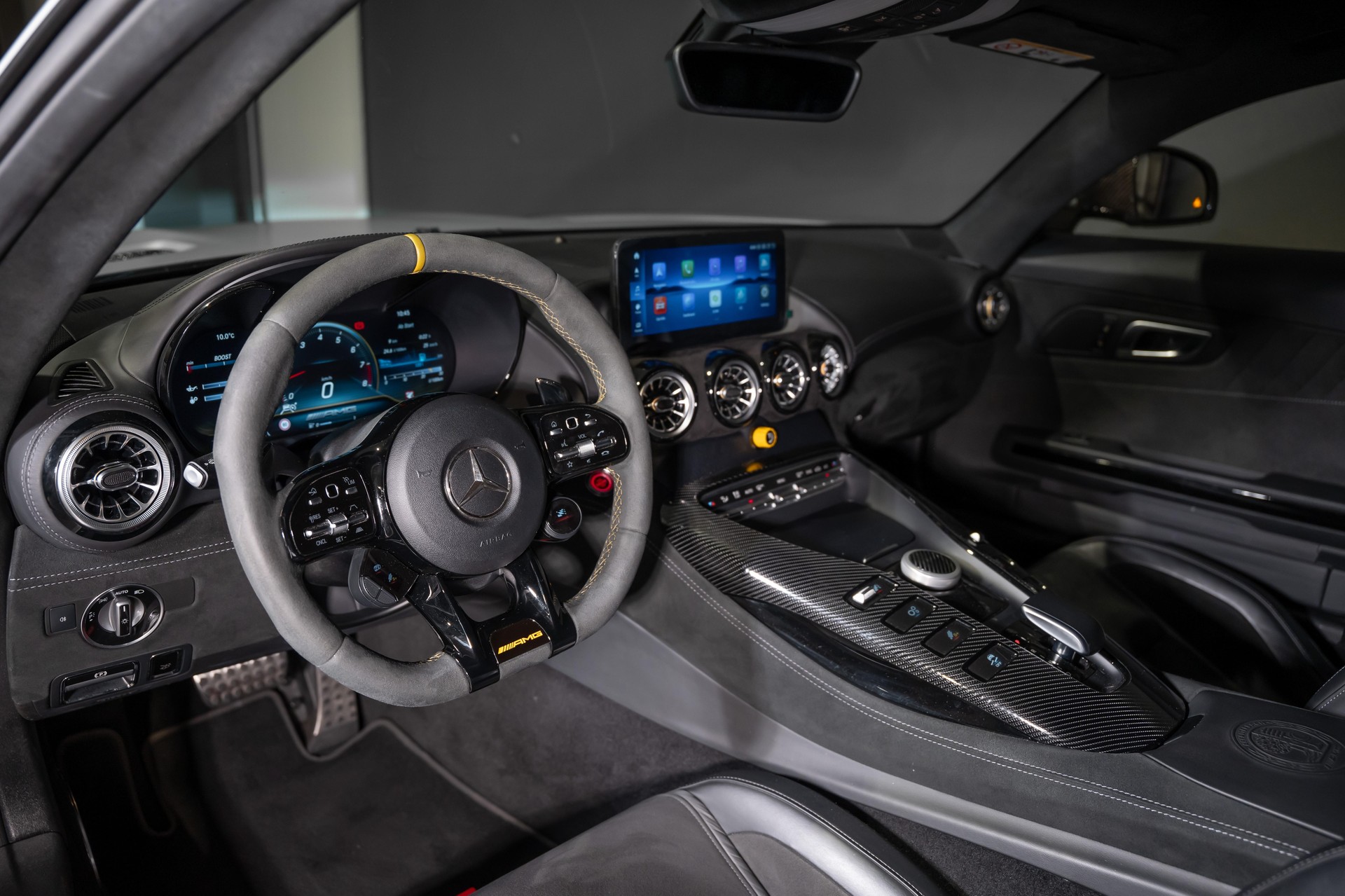 MERCEDES-BENZ AMG GT Coupé AMG GT R-image-17