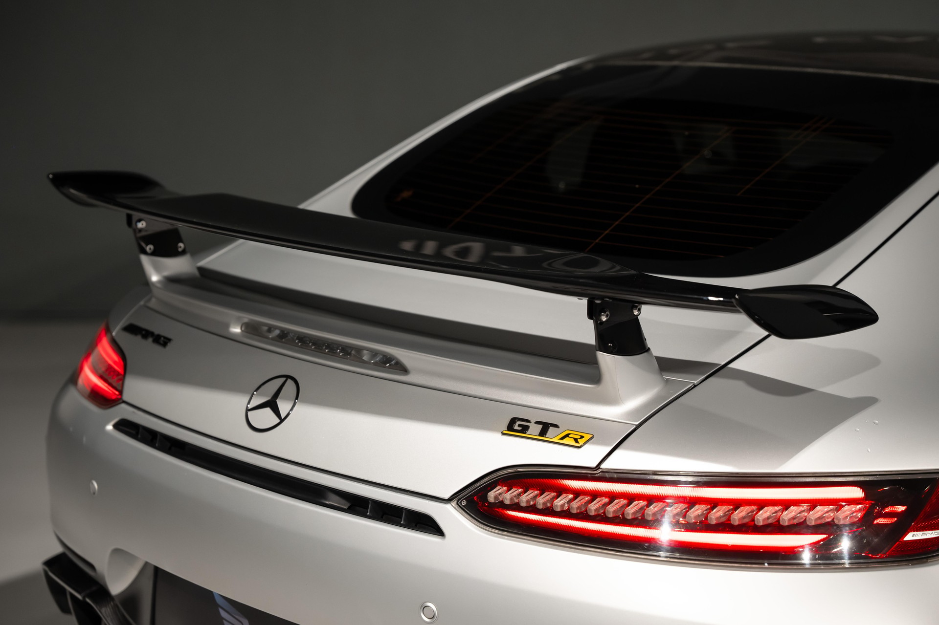 MERCEDES-BENZ AMG GT Coupé AMG GT R-image-10