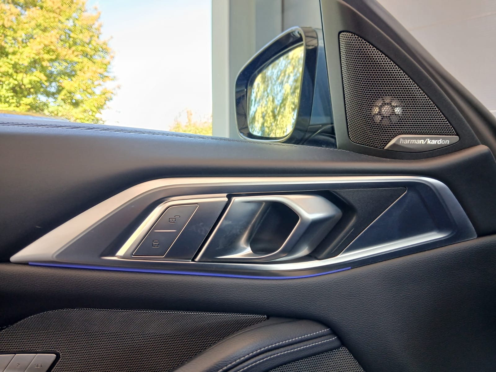 BMW M440i xDrive Coupé-image-10
