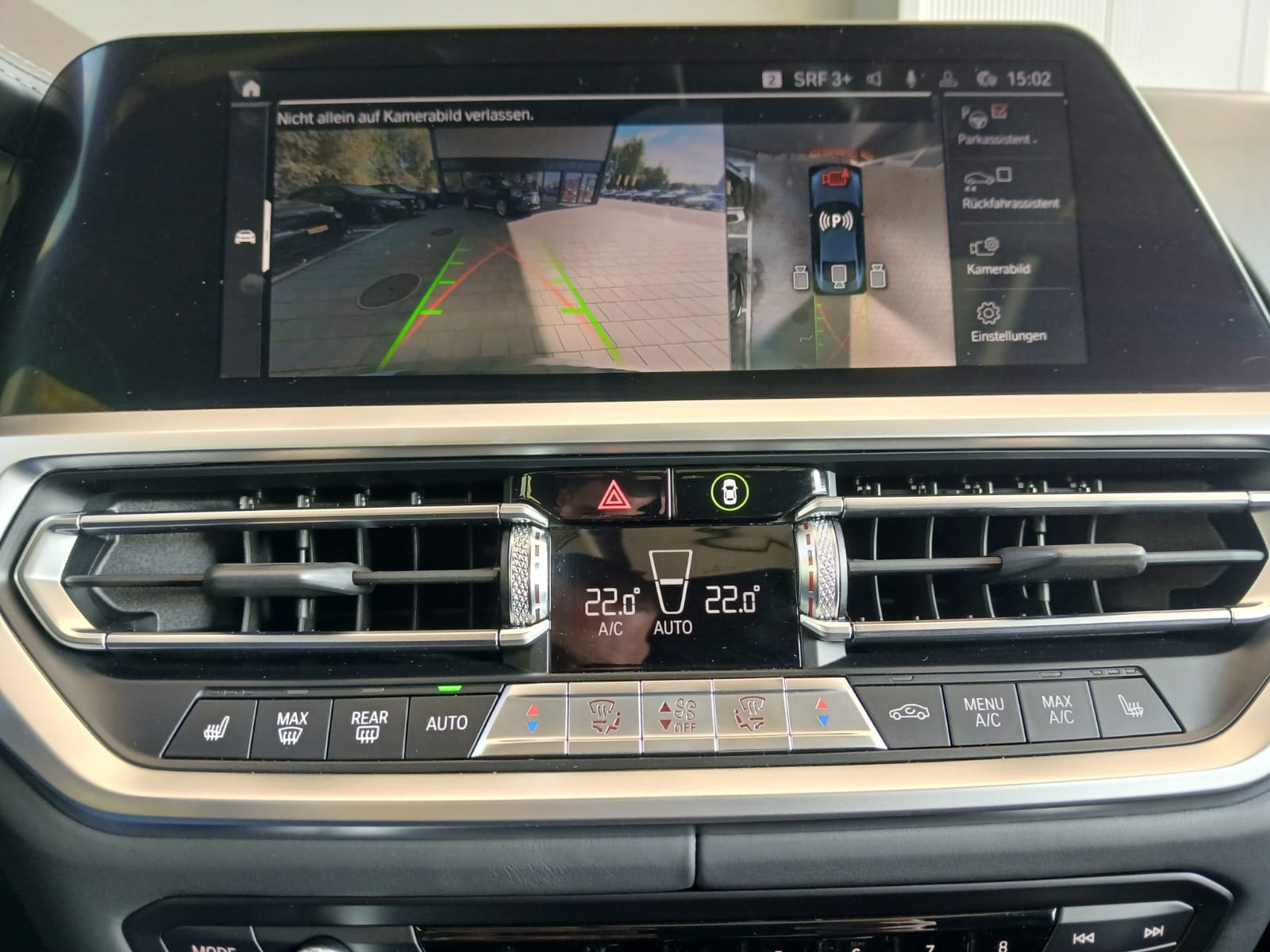 BMW M440i xDrive Coupé-image-14
