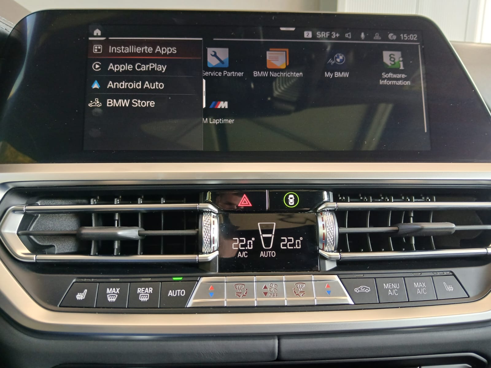 BMW M440i xDrive Coupé-image-16
