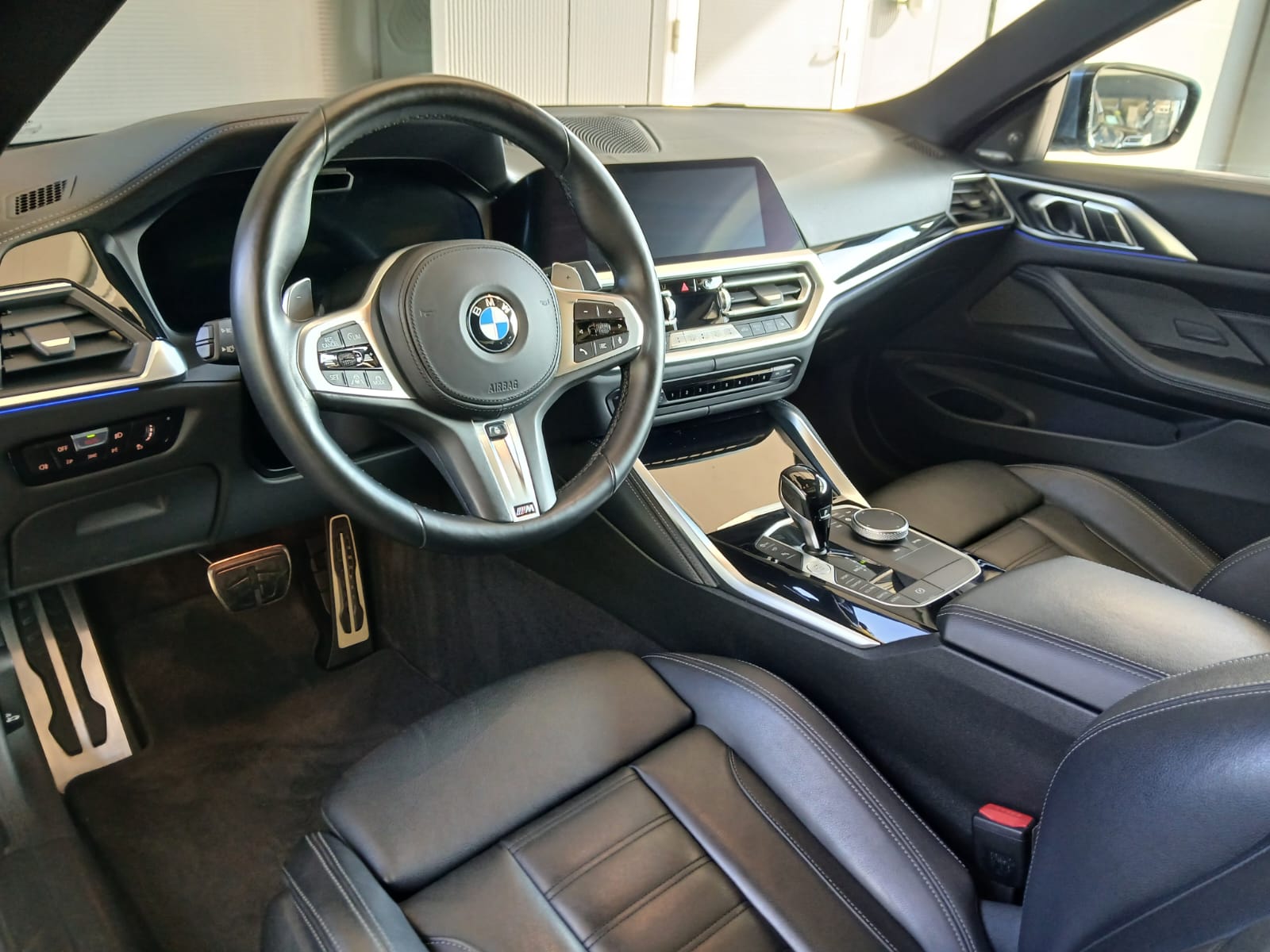 BMW M440i xDrive Coupé-image-5