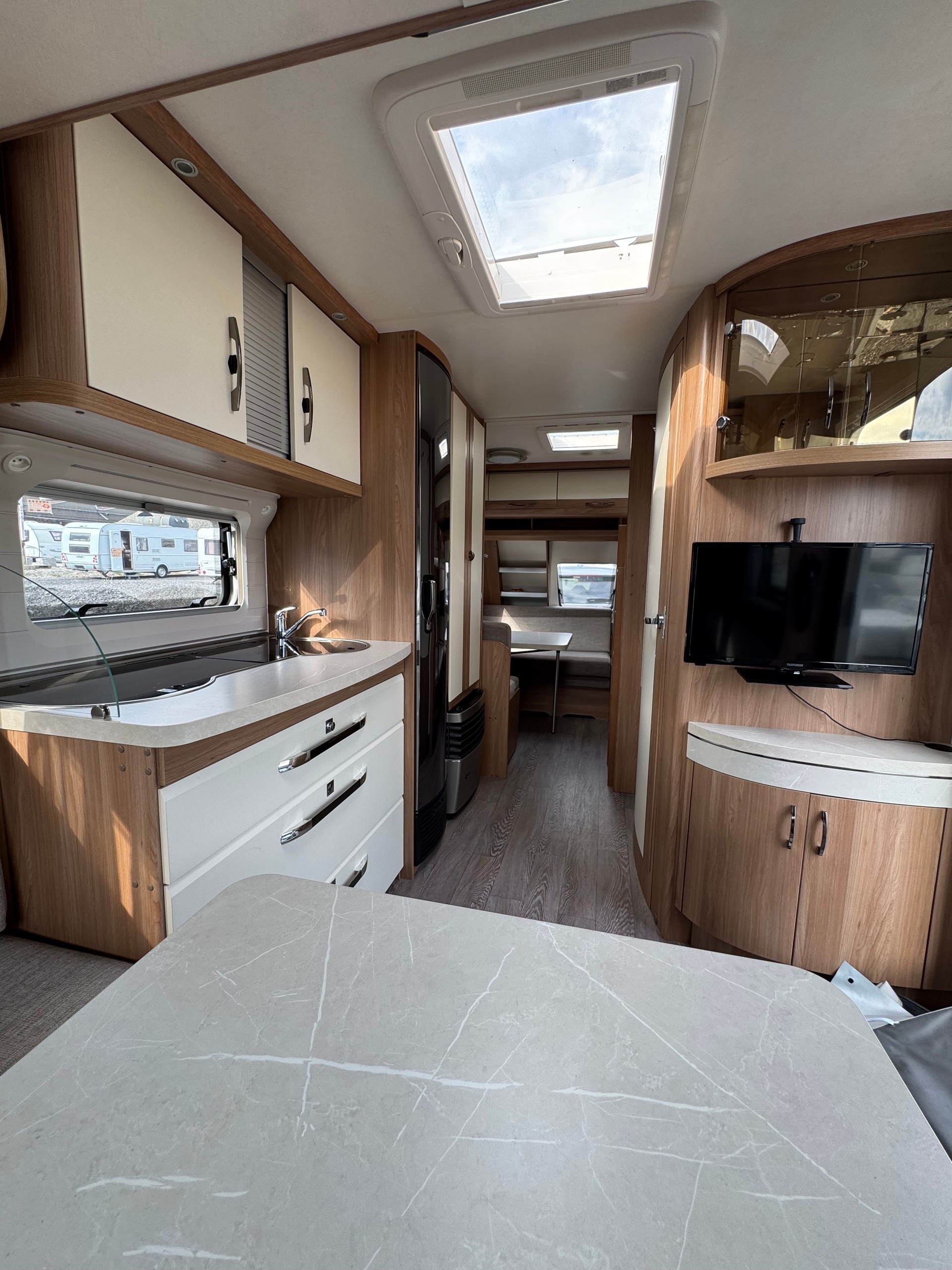 HOBBY De Luxe - Hubbett Kajüte Stockbett --image-12