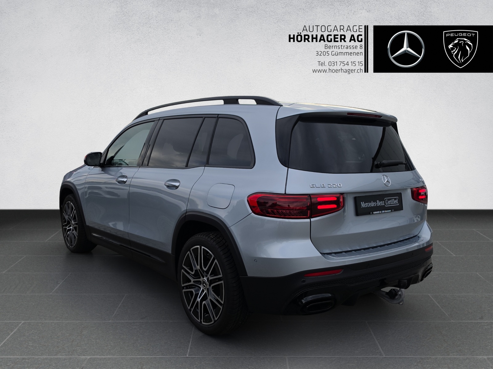 MERCEDES-BENZ GLB 220 4Matic AMG Line 8G-Tronic-image-4