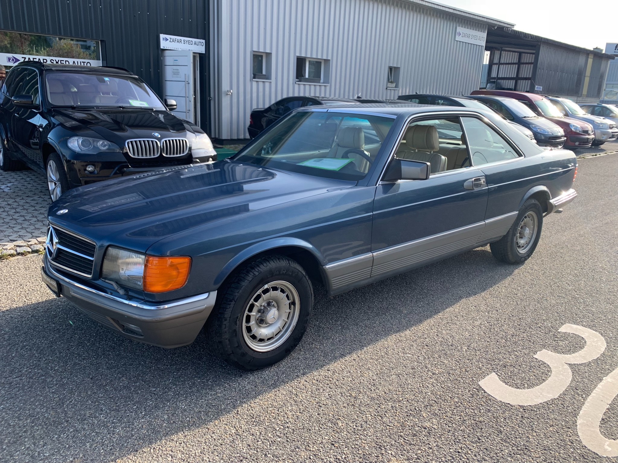Car photo
