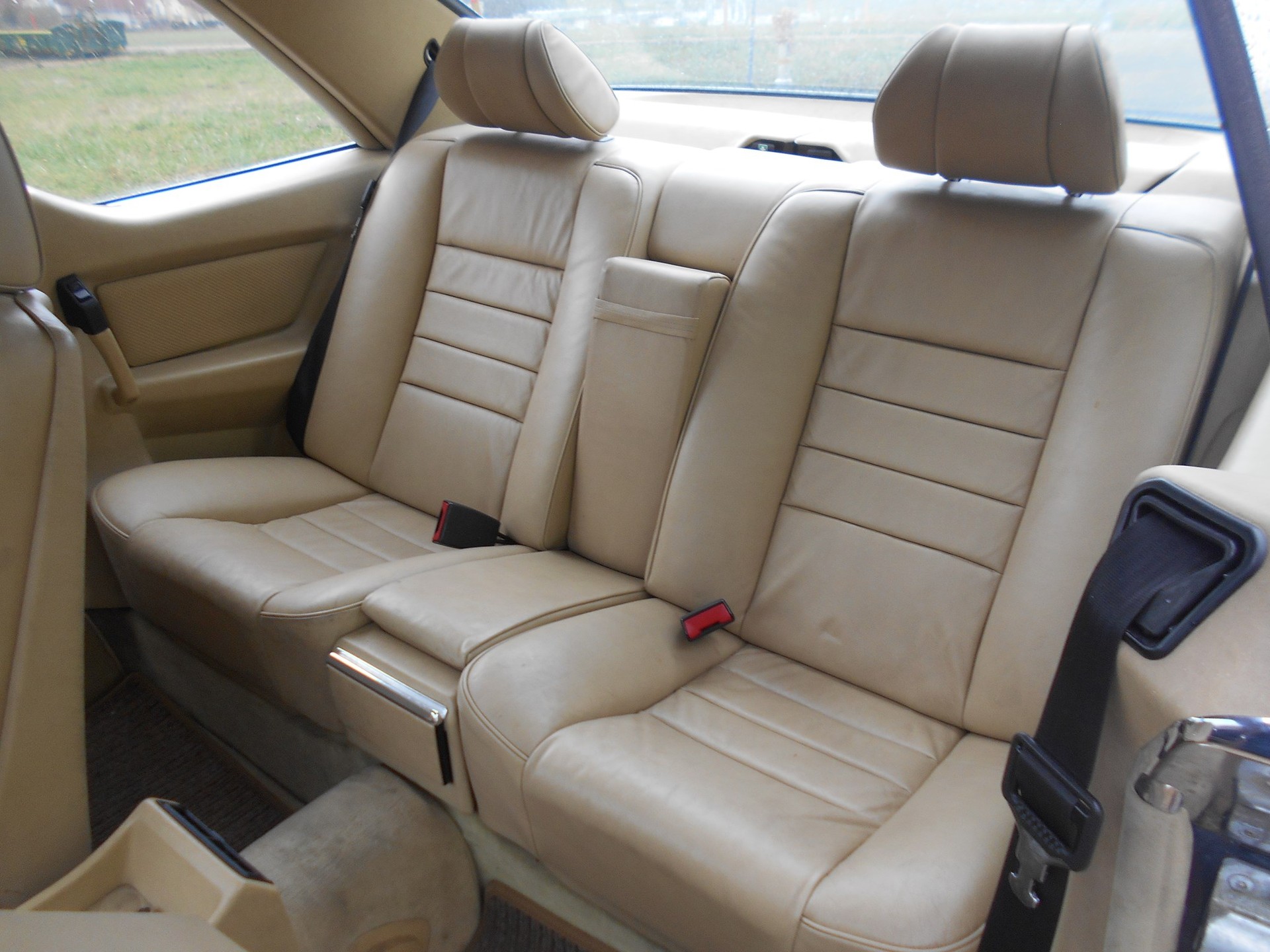 MERCEDES-BENZ 380 SEC Automatic-image-5