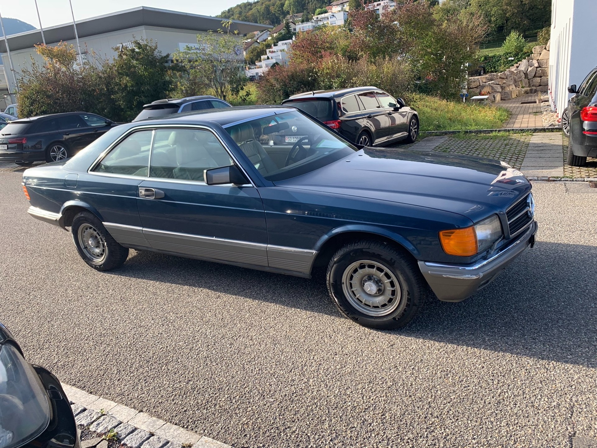 MERCEDES-BENZ 380 SEC Automatic-image-1
